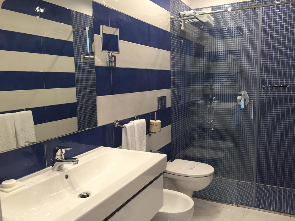 Double or Twin Superior