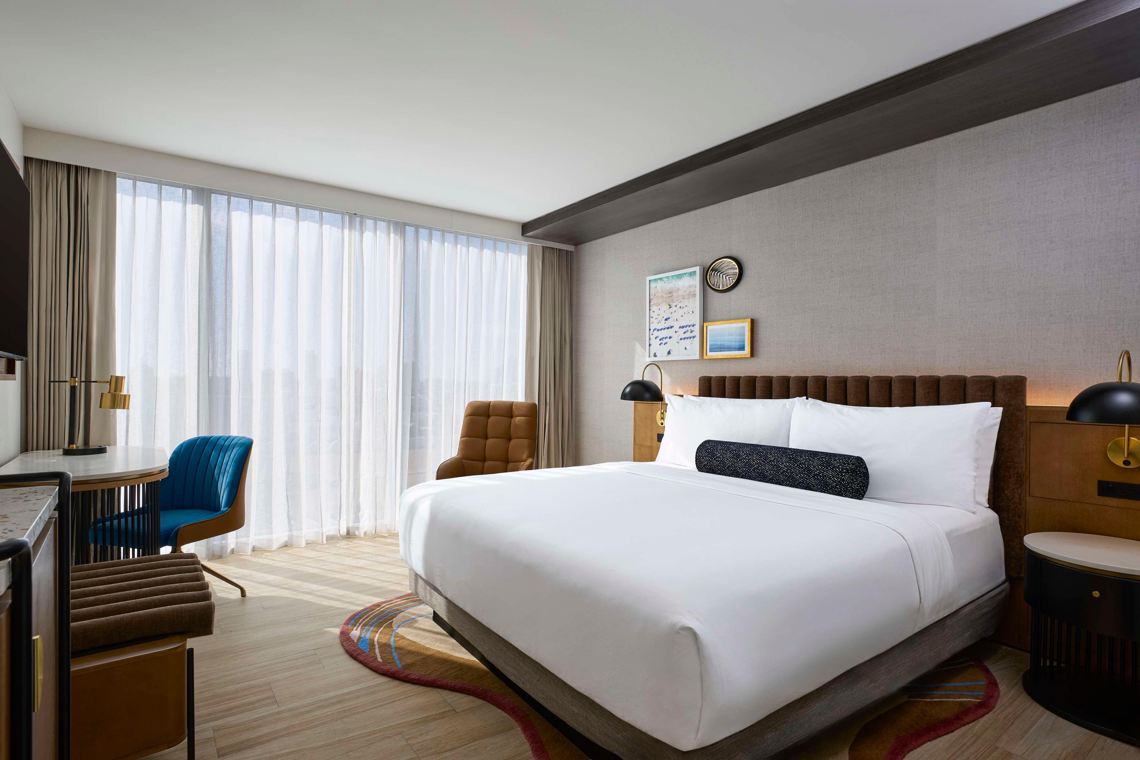 Double Ocean View King Bed