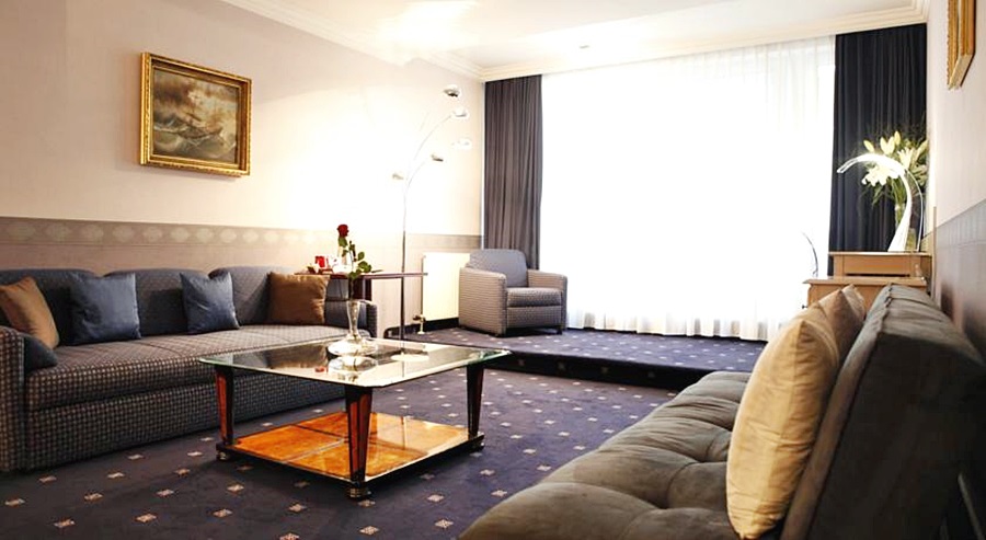 Family Room Standard