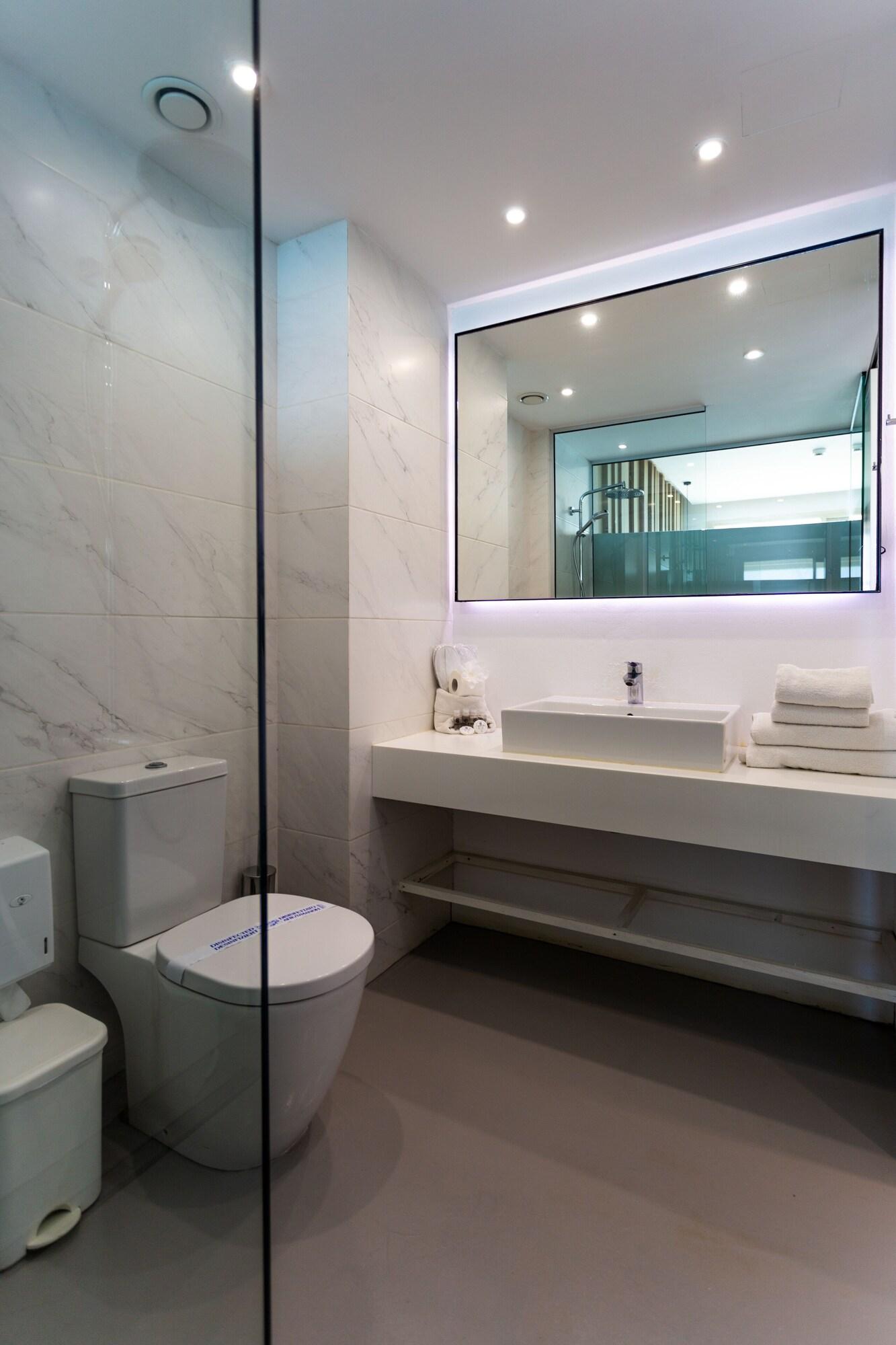 Family Room City View