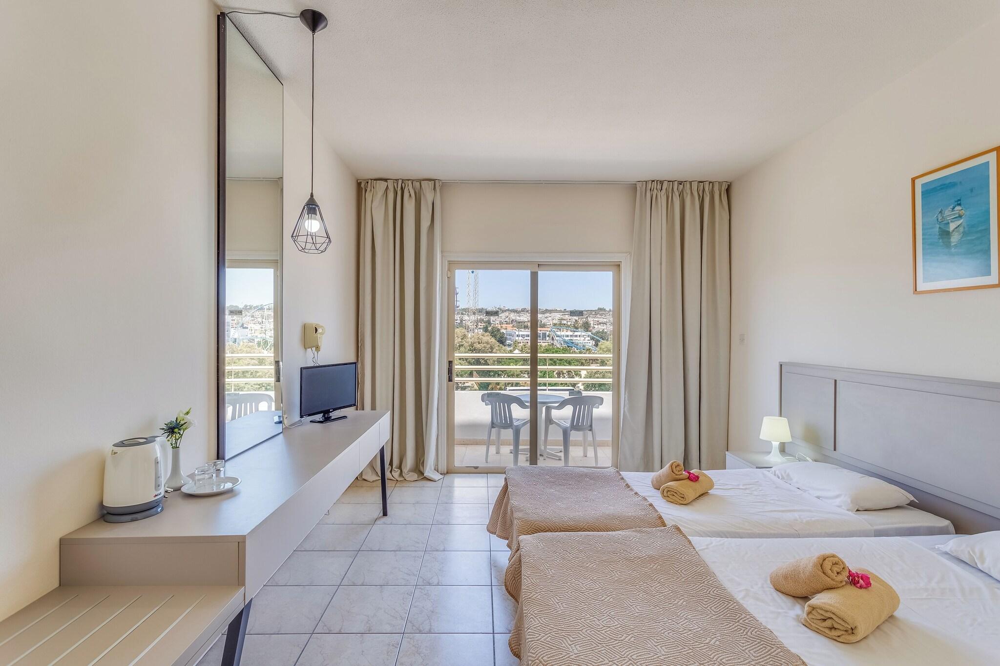 Family Room City View