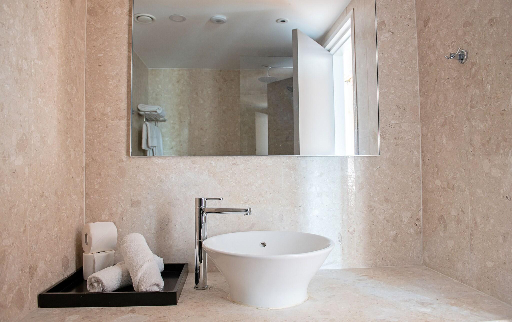 Studio Sea View with Private Pool