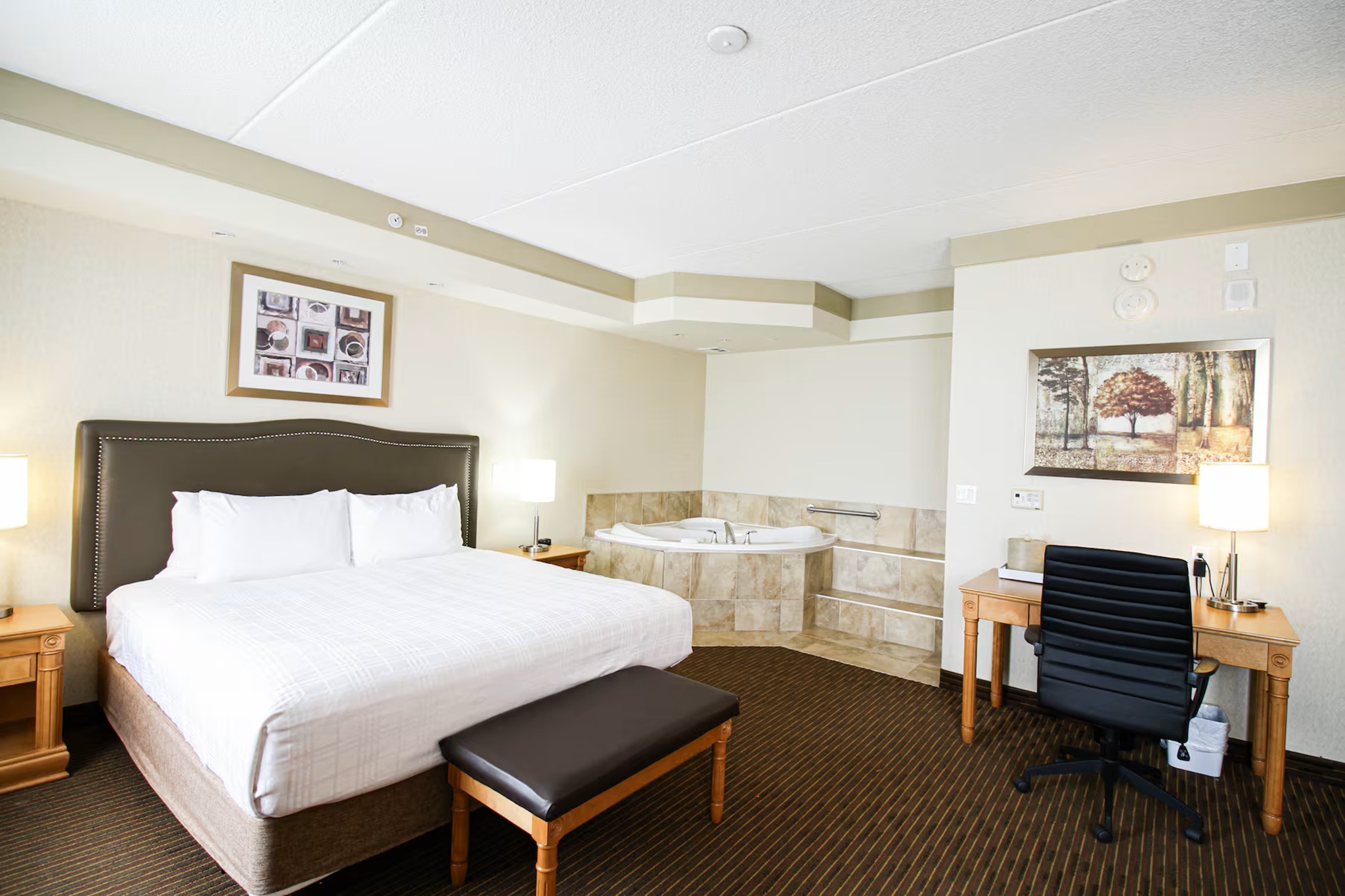 Apartment King Size Bed