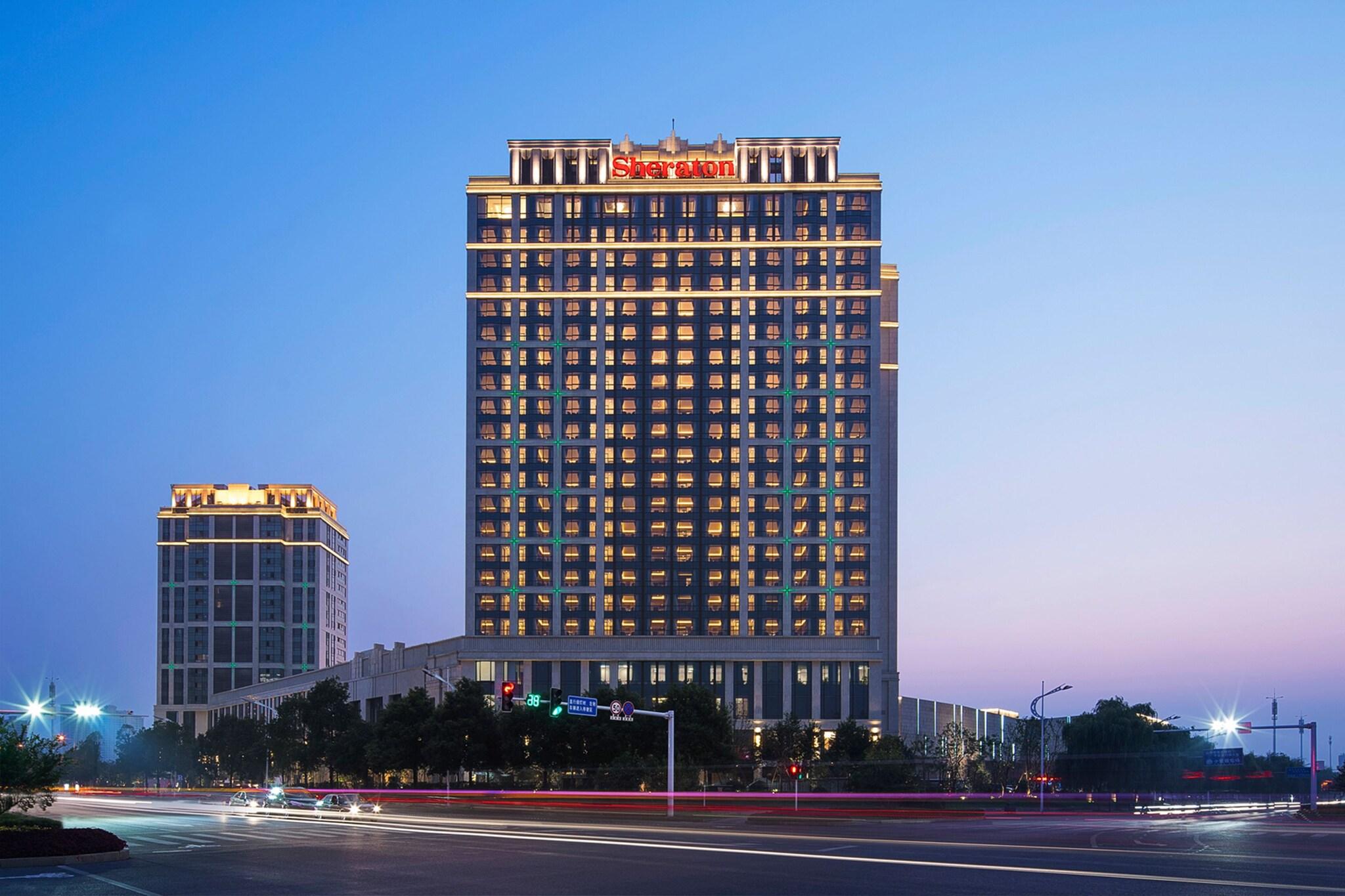 Double Deluxe City View