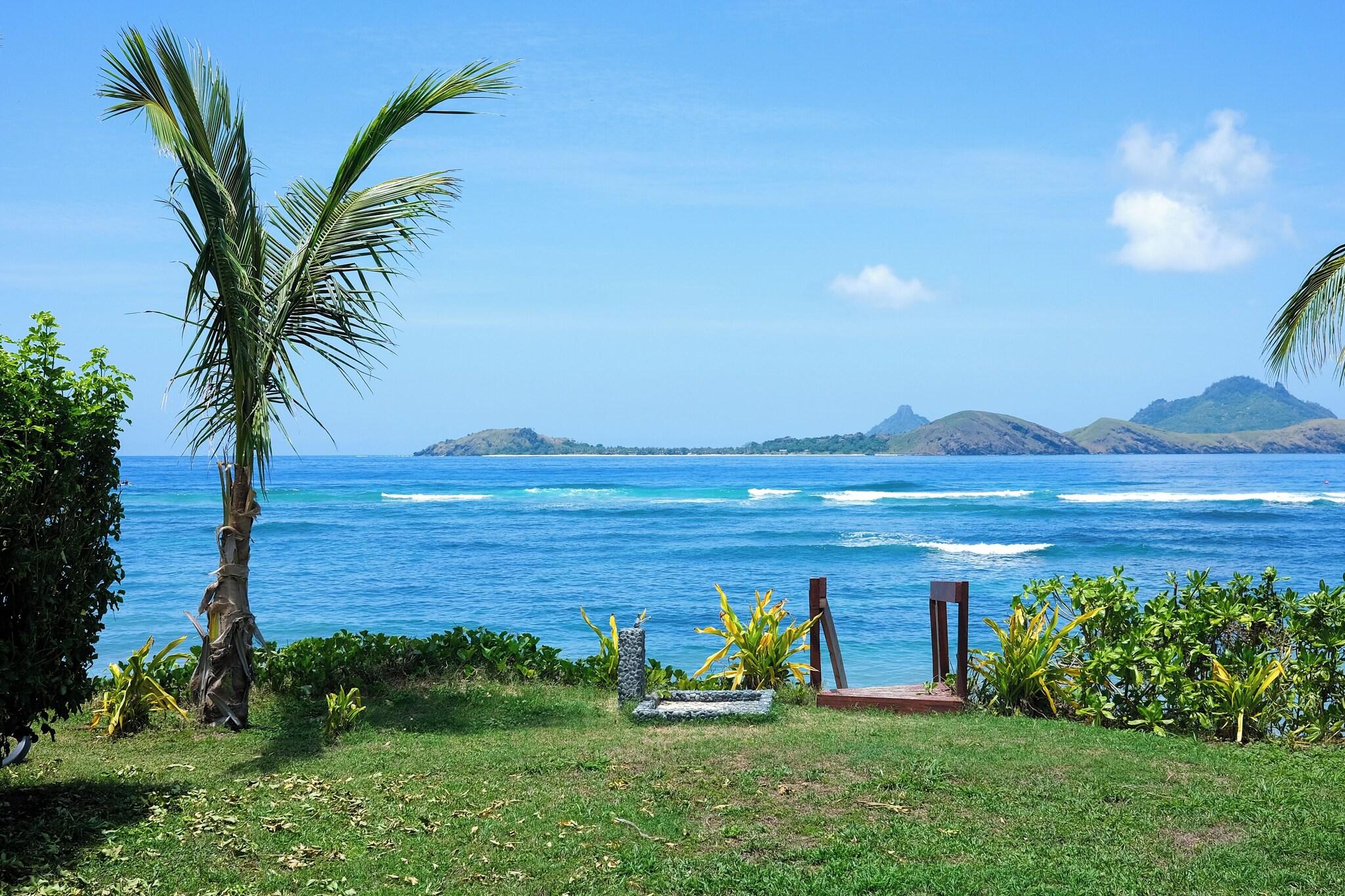 Double Ocean Front King Bed