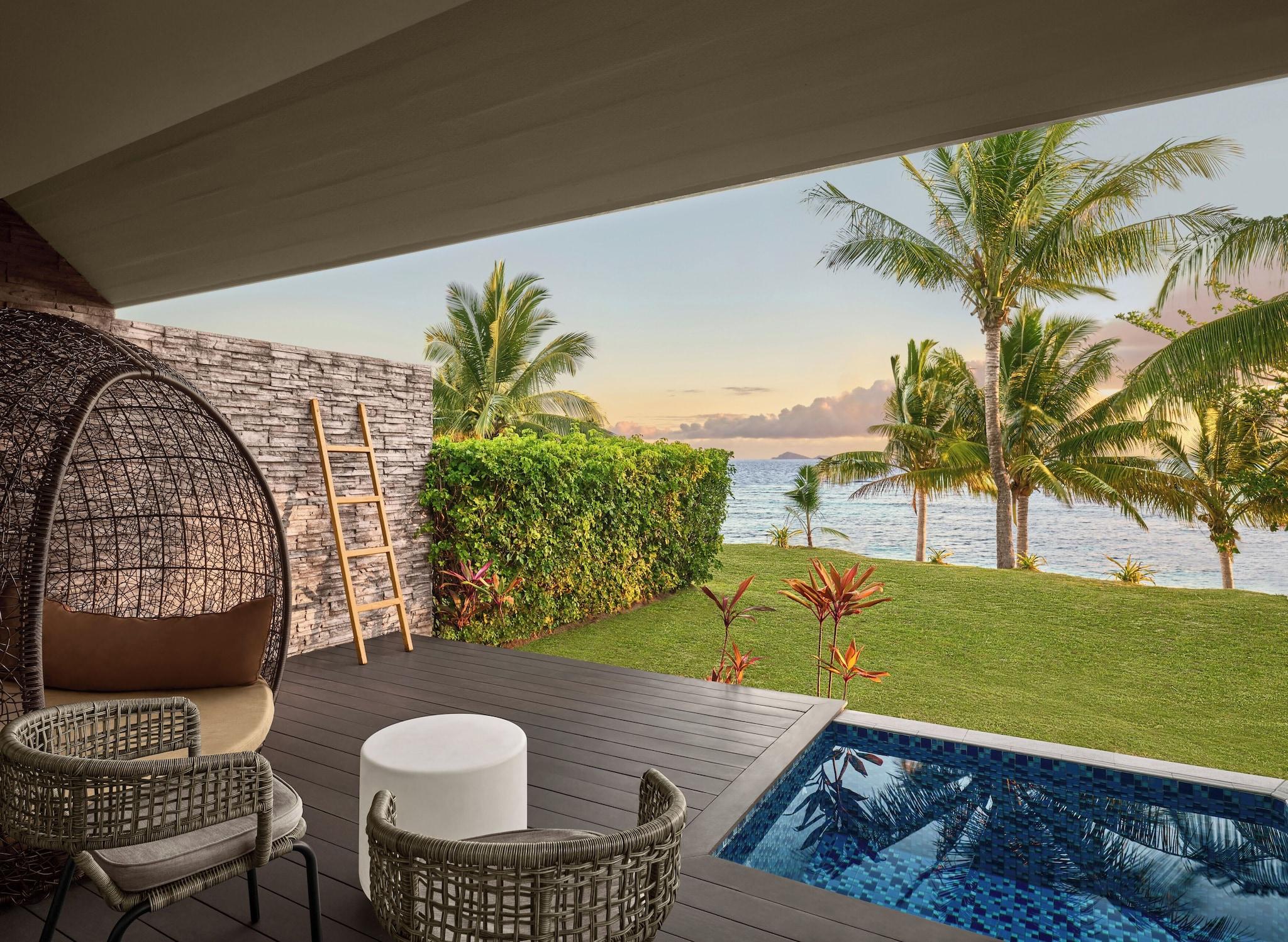 Double Ocean Front King Bed