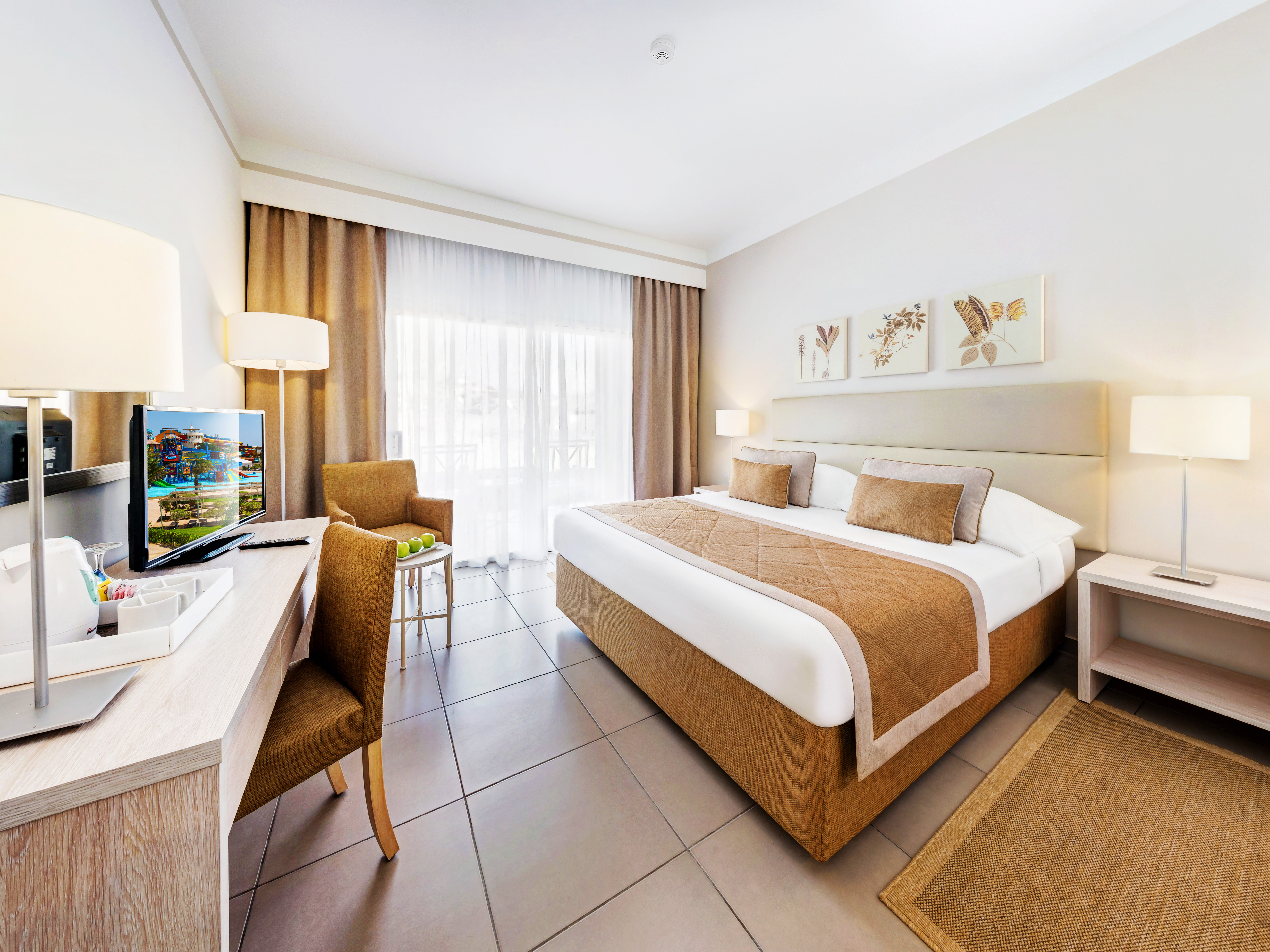 Family Room Garden View