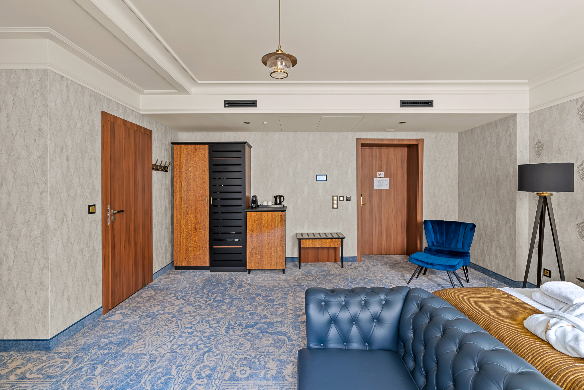 Double or Twin Deluxe