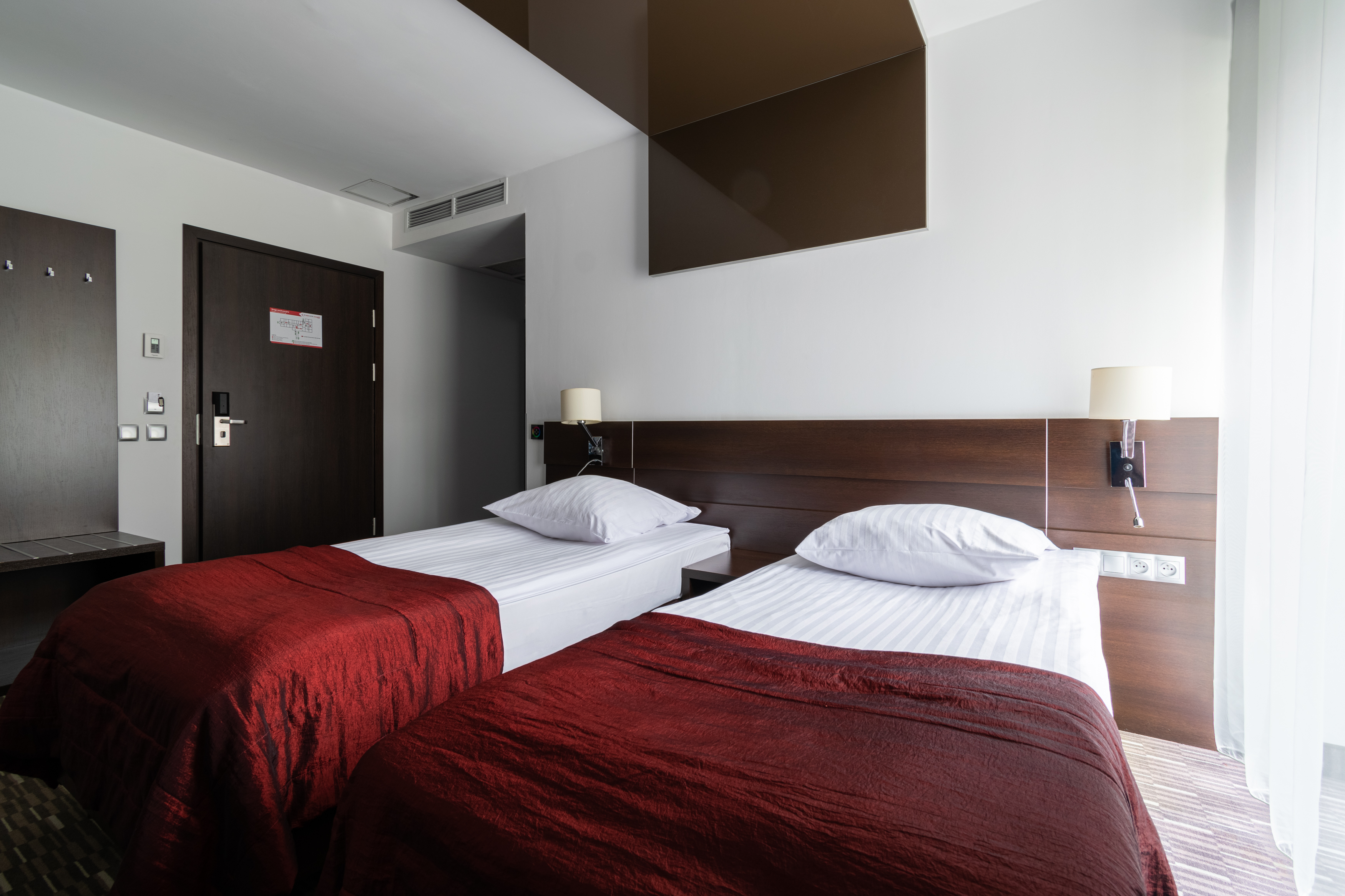 Double or Twin Standard