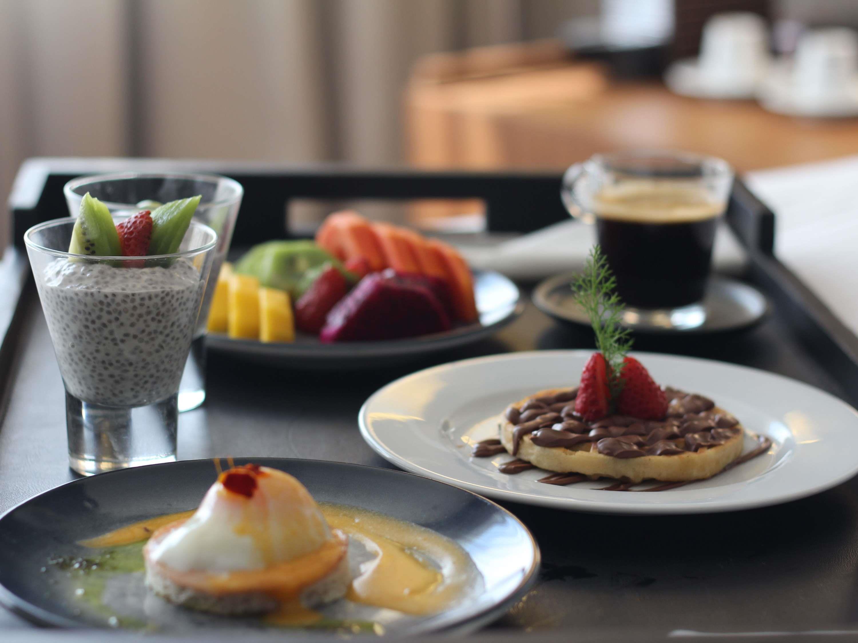 Double Deluxe King Bed