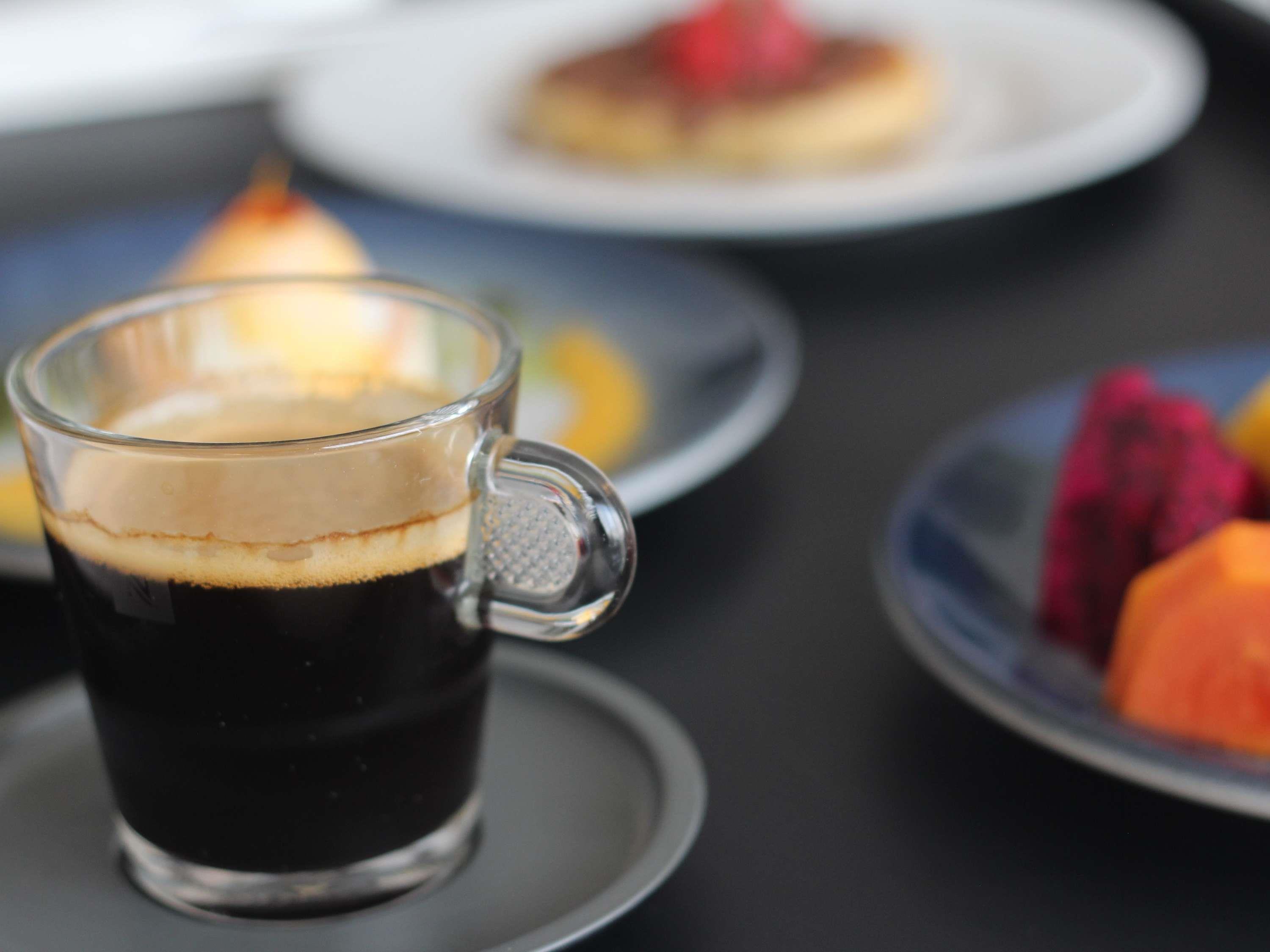 Double Deluxe Queen Bed