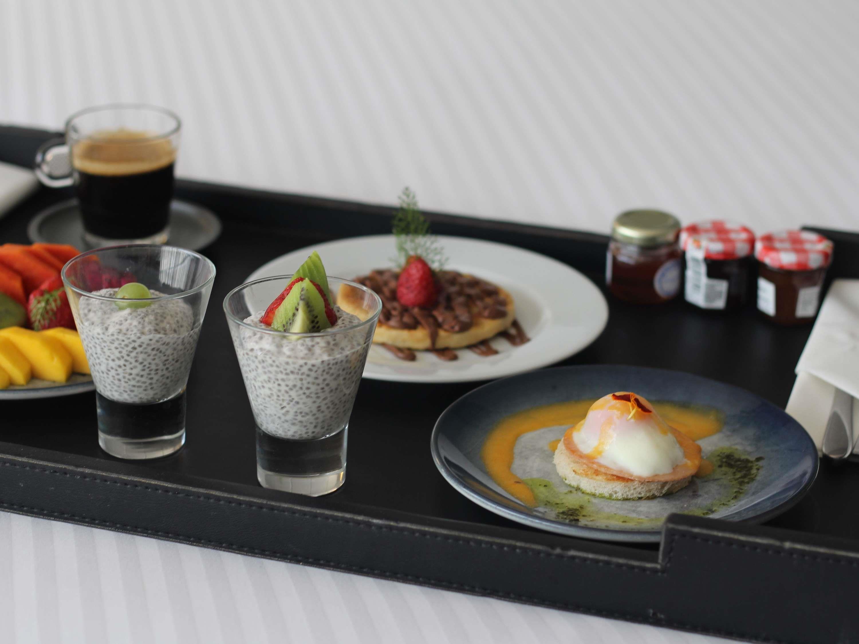 Double Deluxe Queen Bed