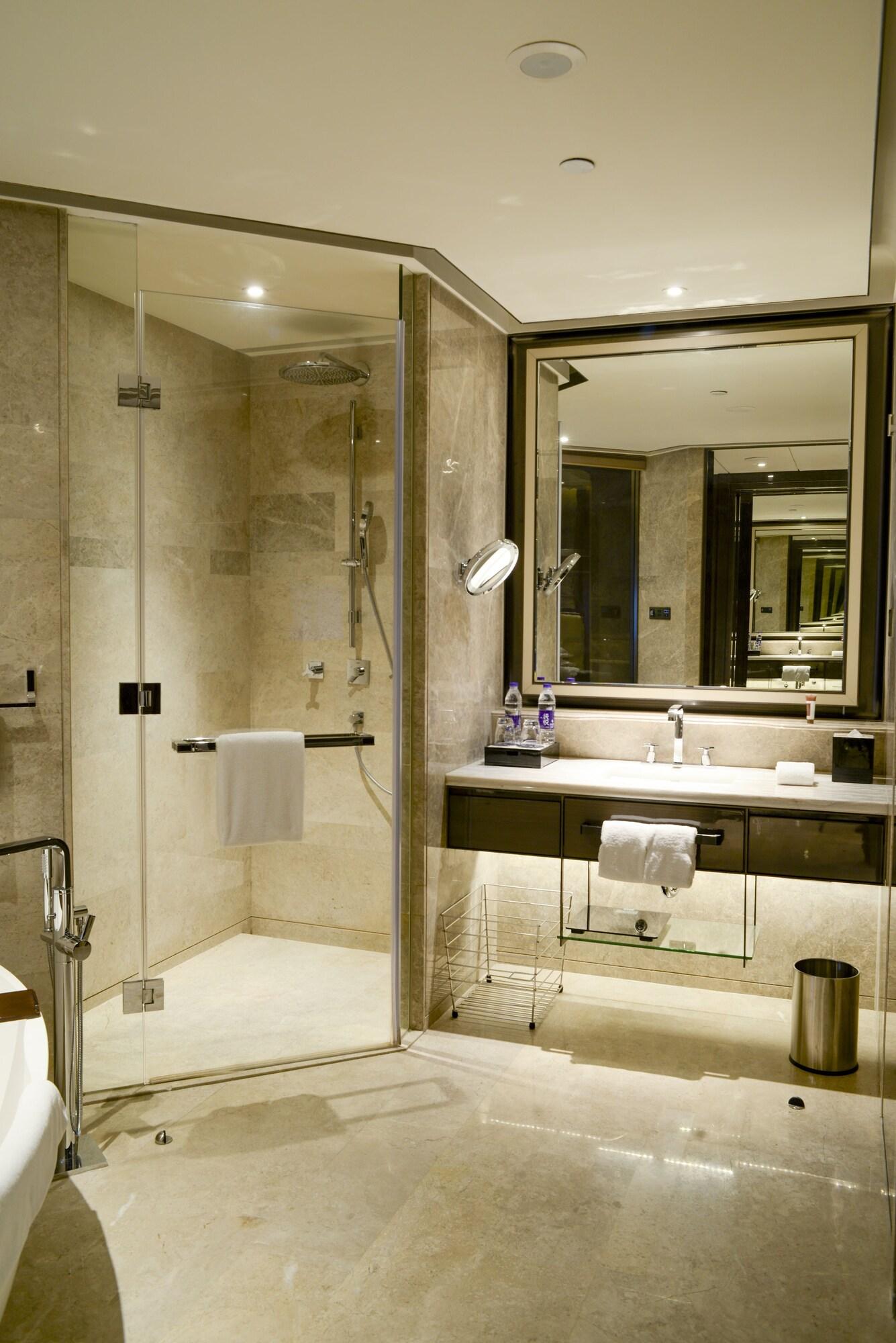 Double City View King Bed