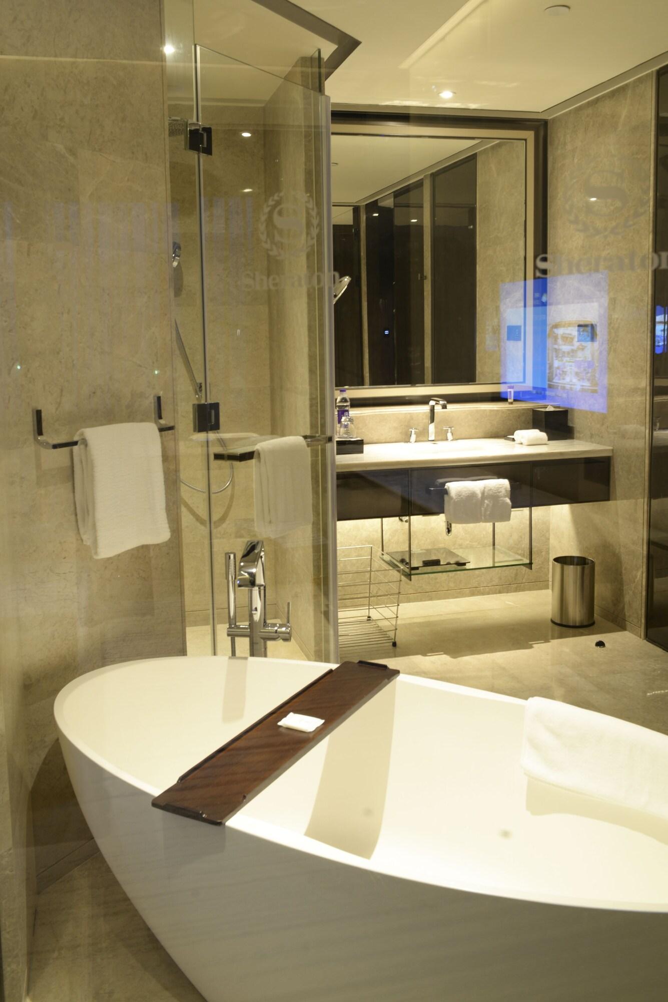 Double City View King Bed