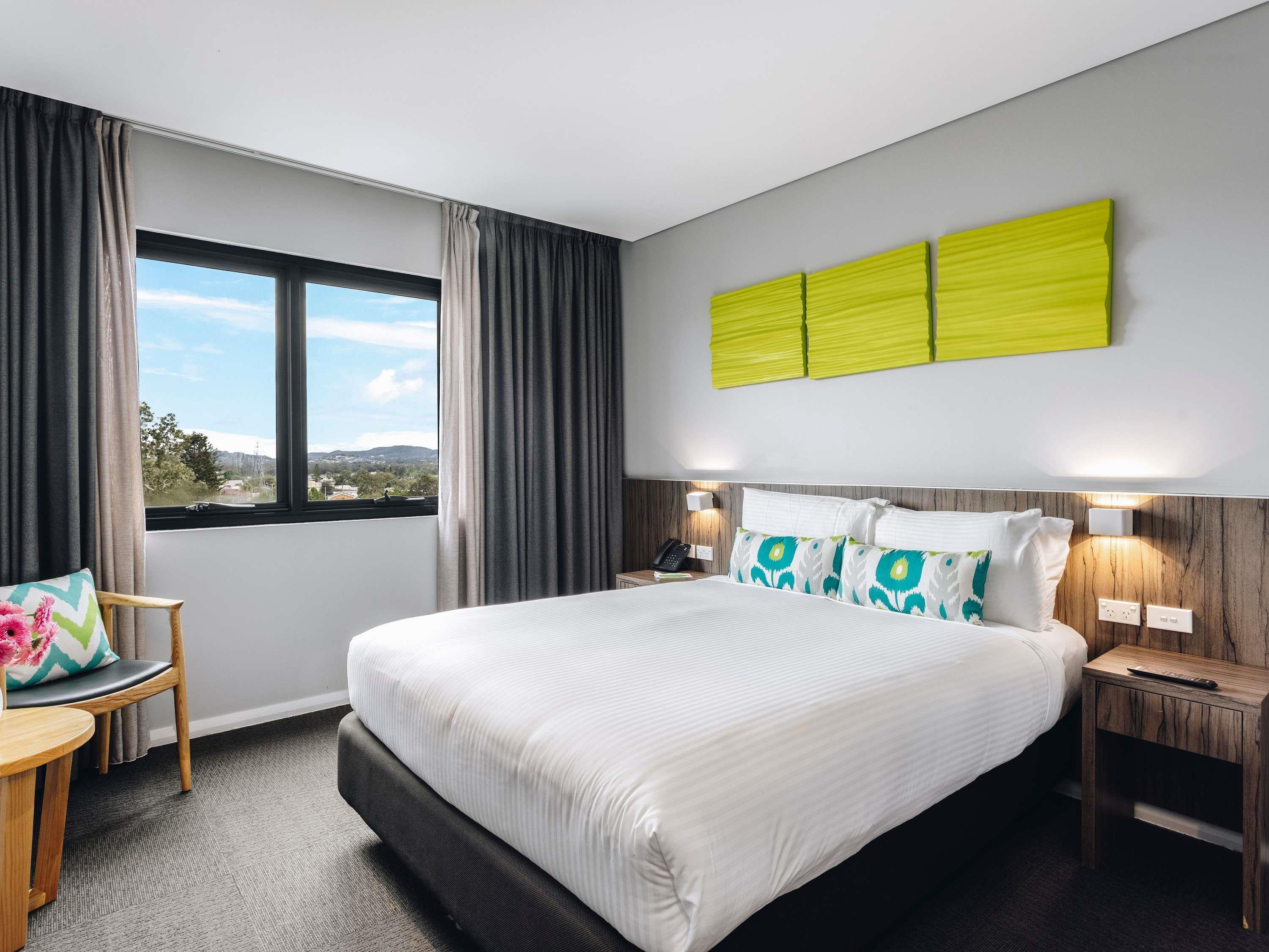 Double Superior Queen Bed