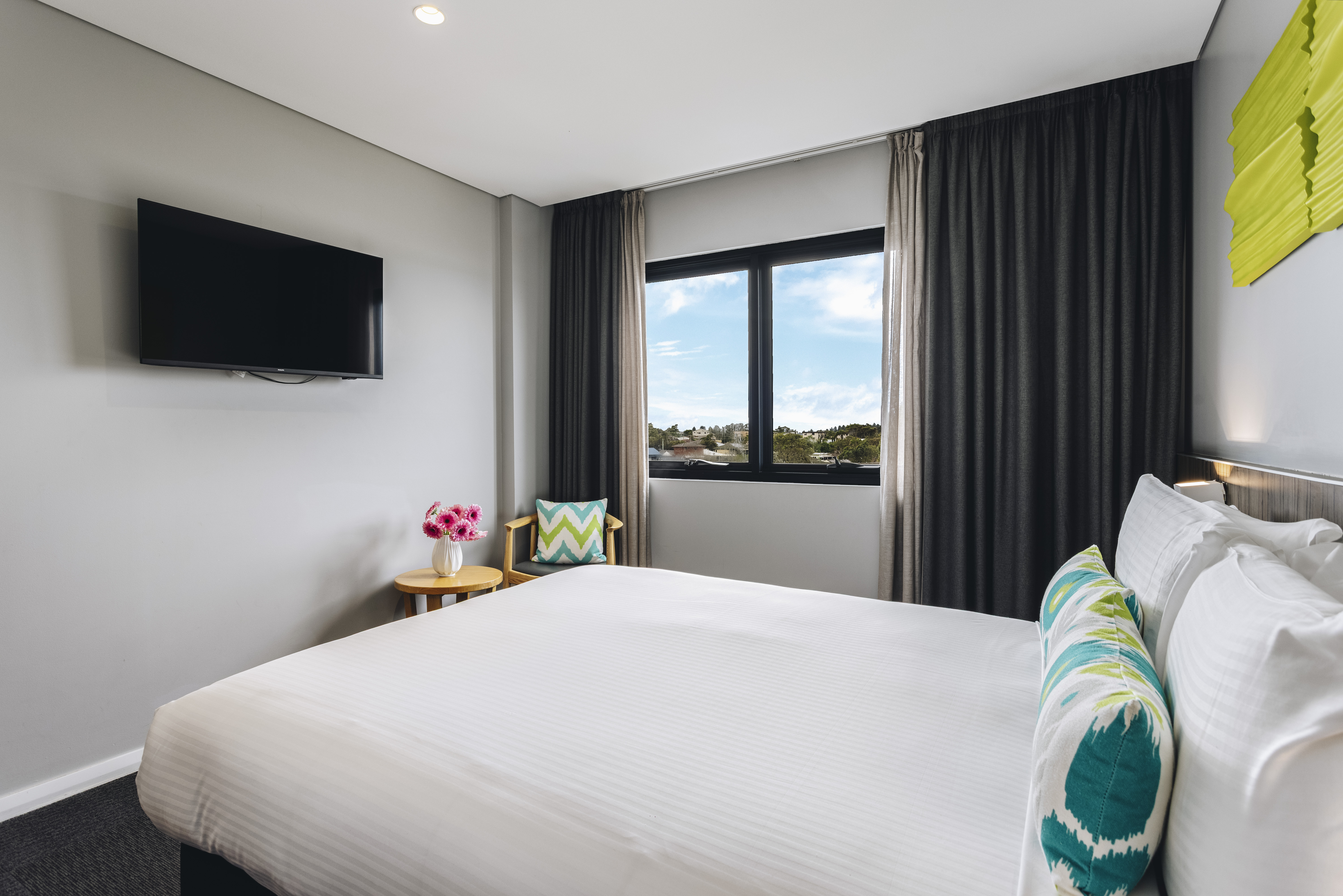 Double Superior Queen Bed