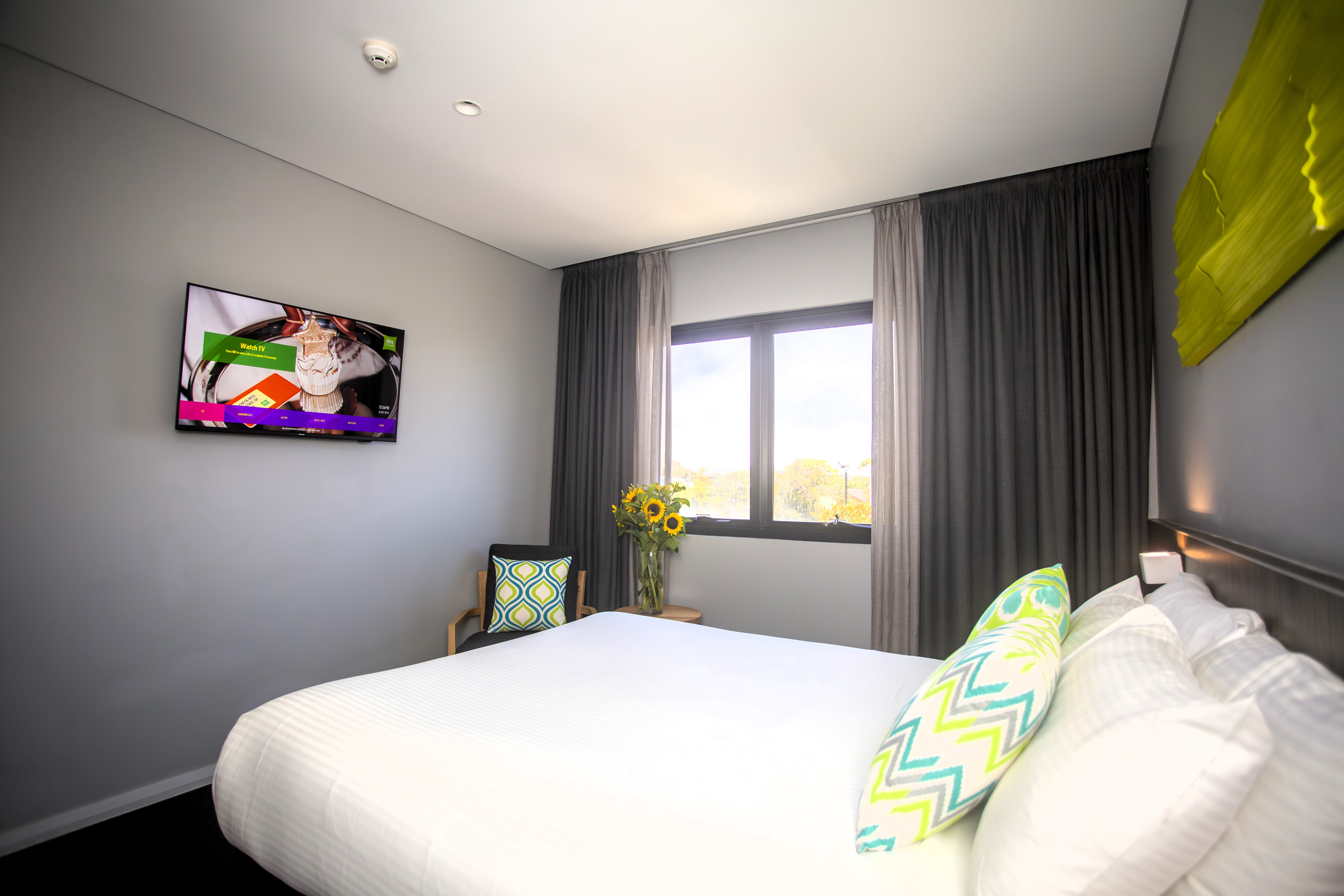 Double Superior Queen Bed