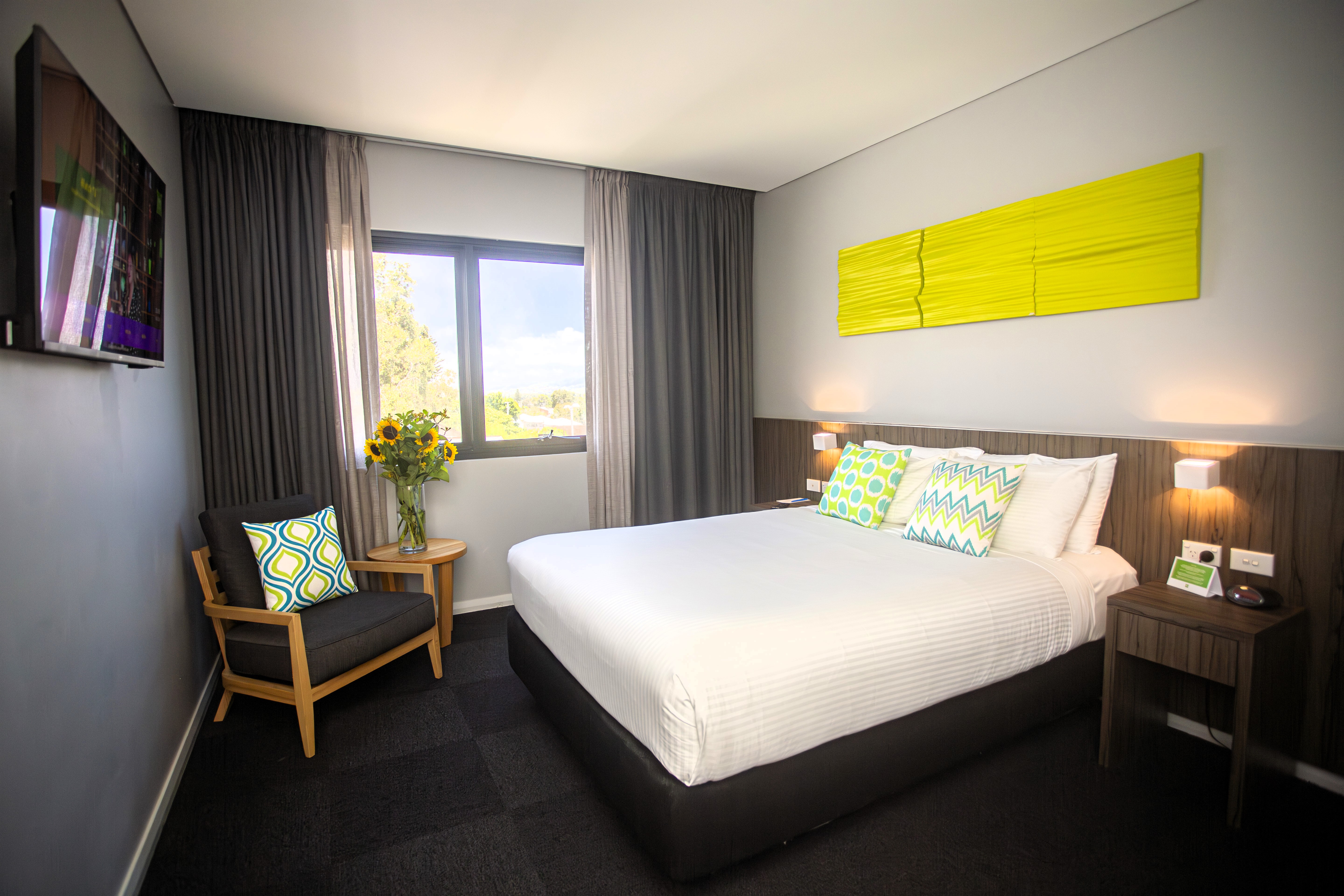 Double Superior Queen Bed