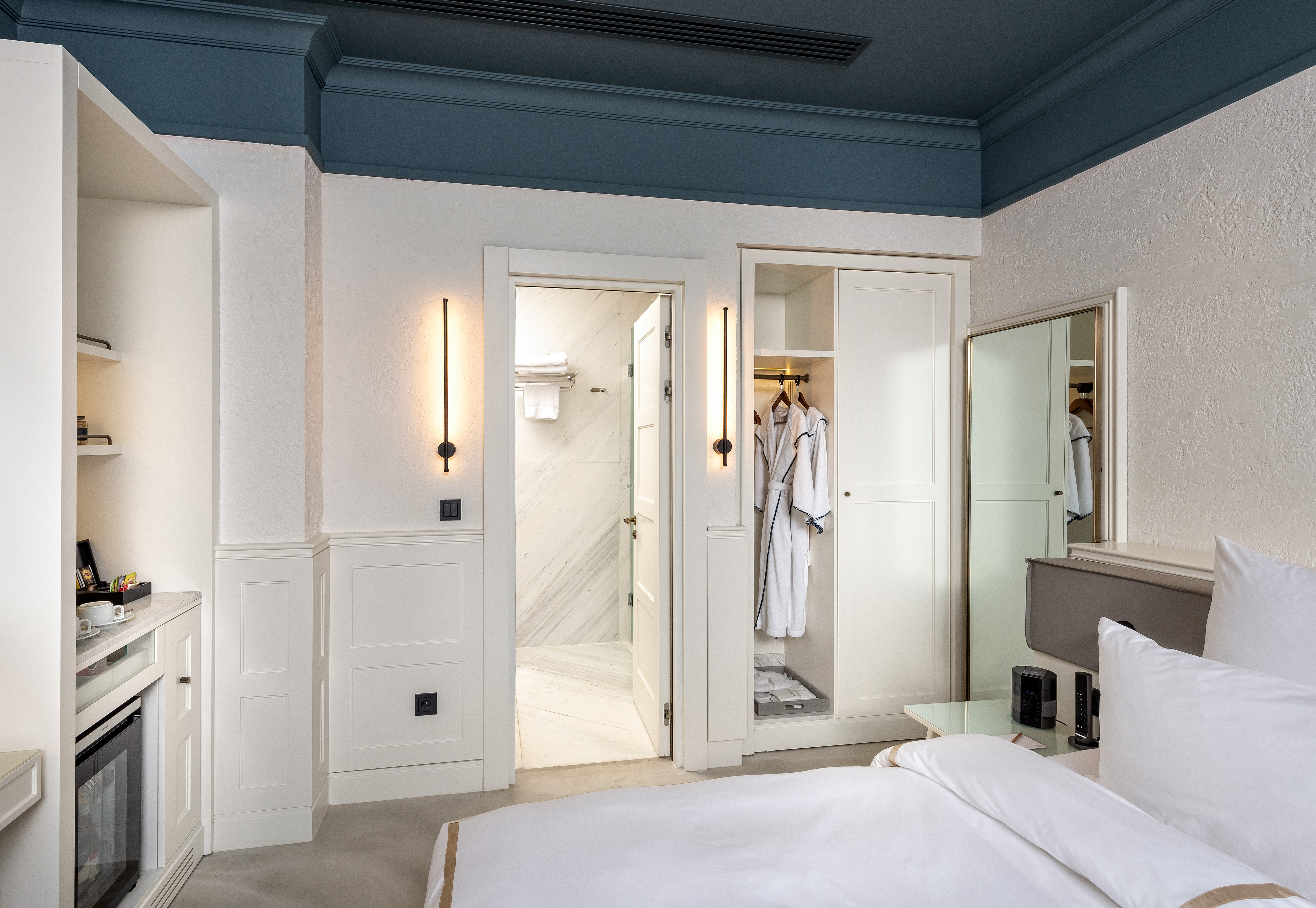 Double or Twin Deluxe with Balcony