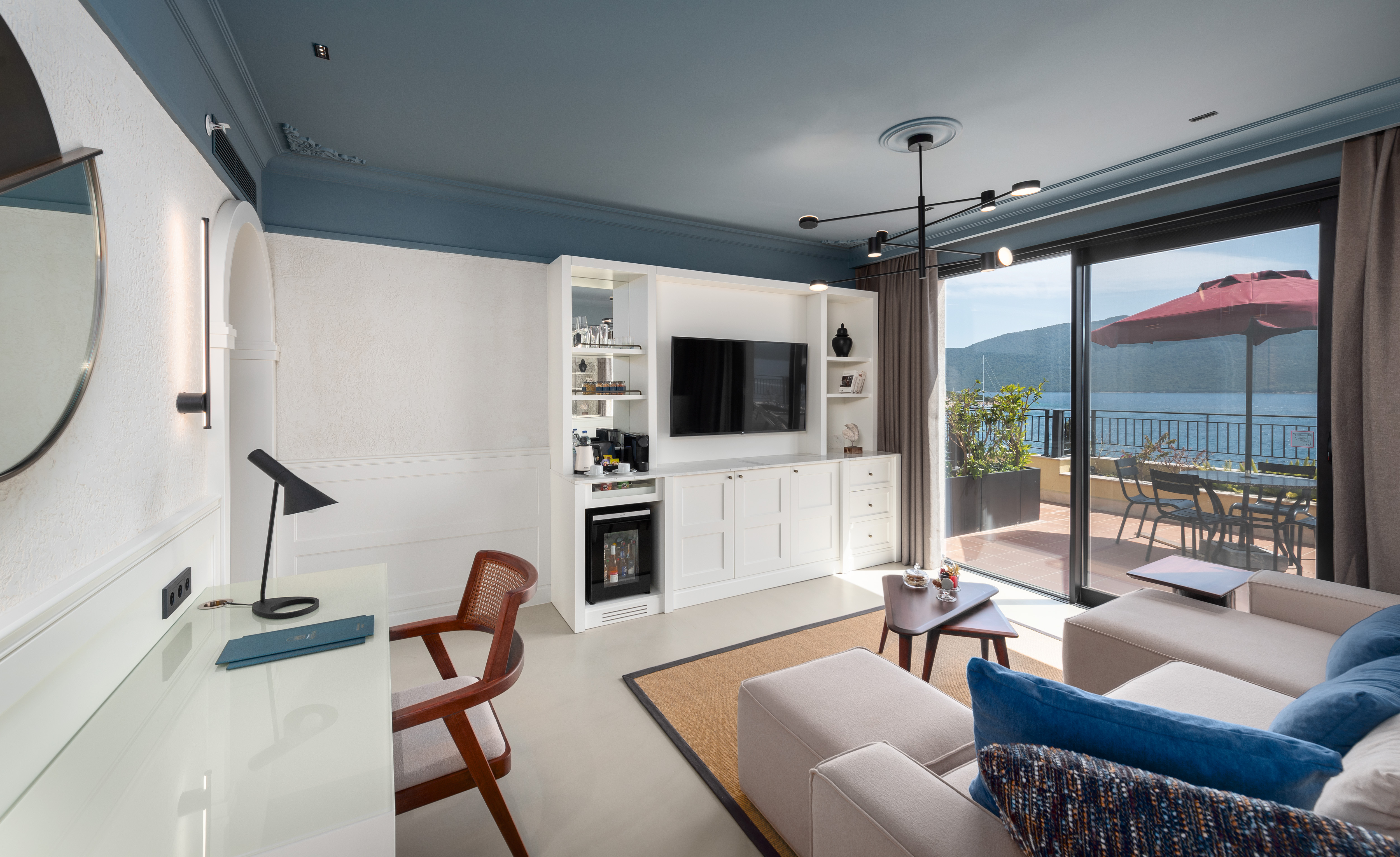 Suite with Jacuzzi with Views