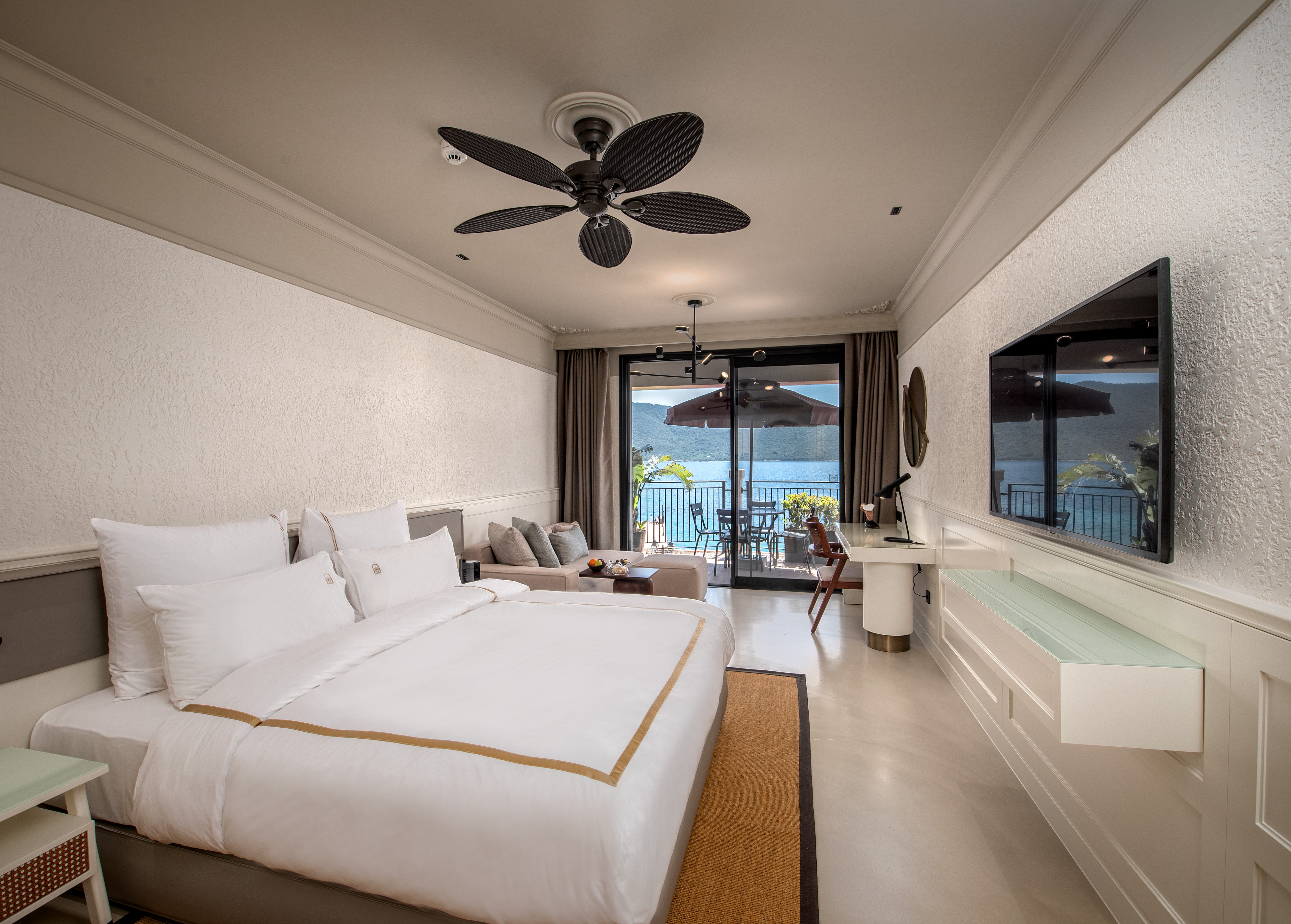 Suite with Private Pool