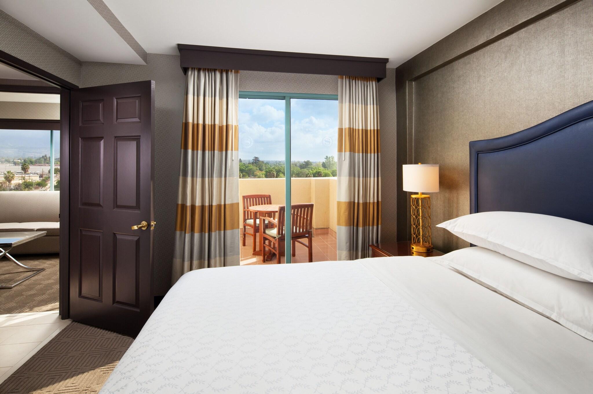 Suite Two Double Beds Non Smoking