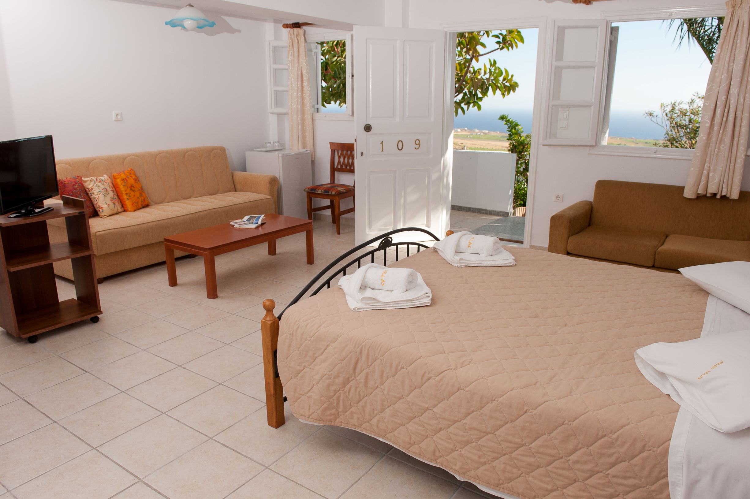 Double or Twin Standard