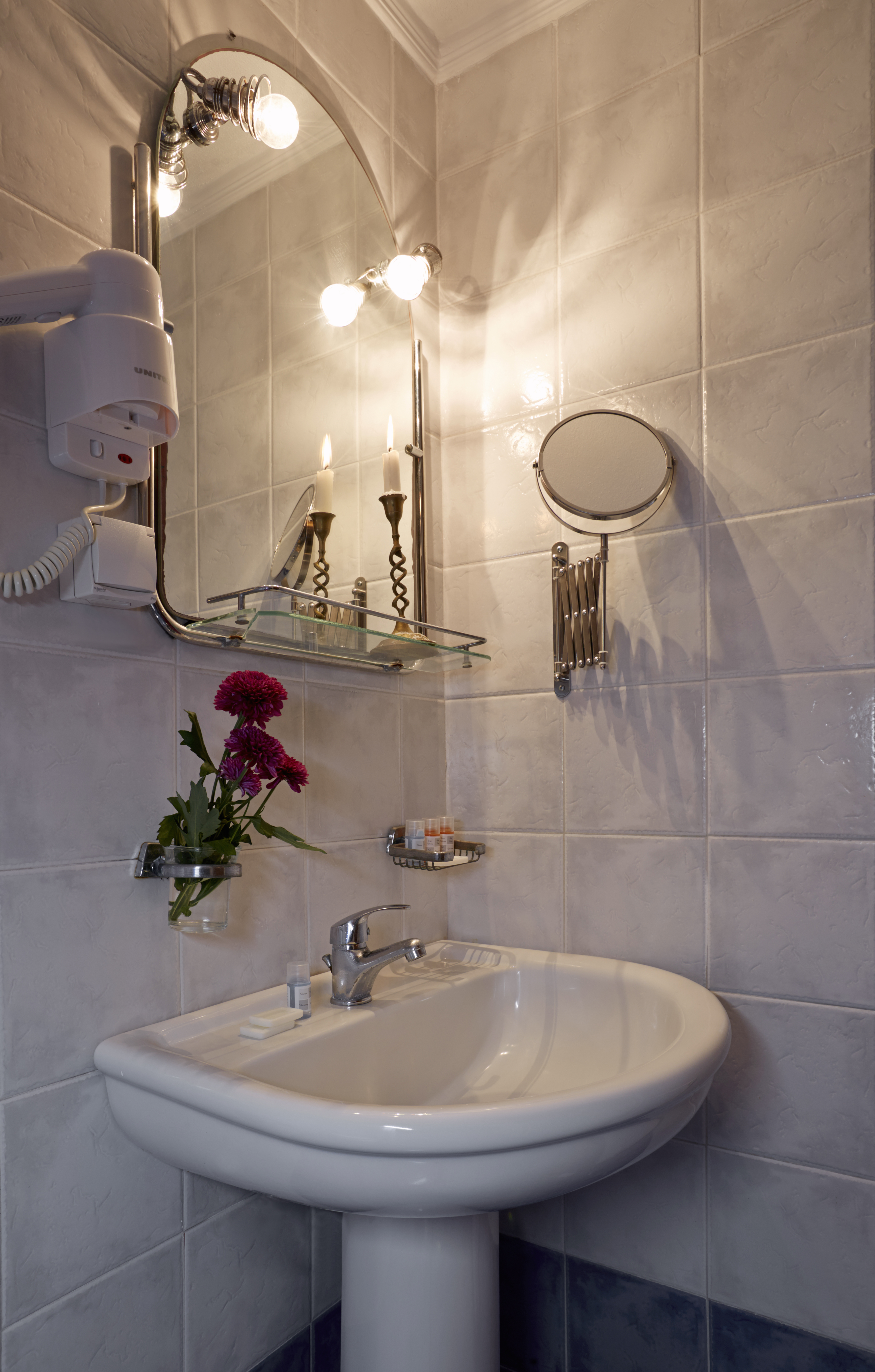 Double or Twin Standard