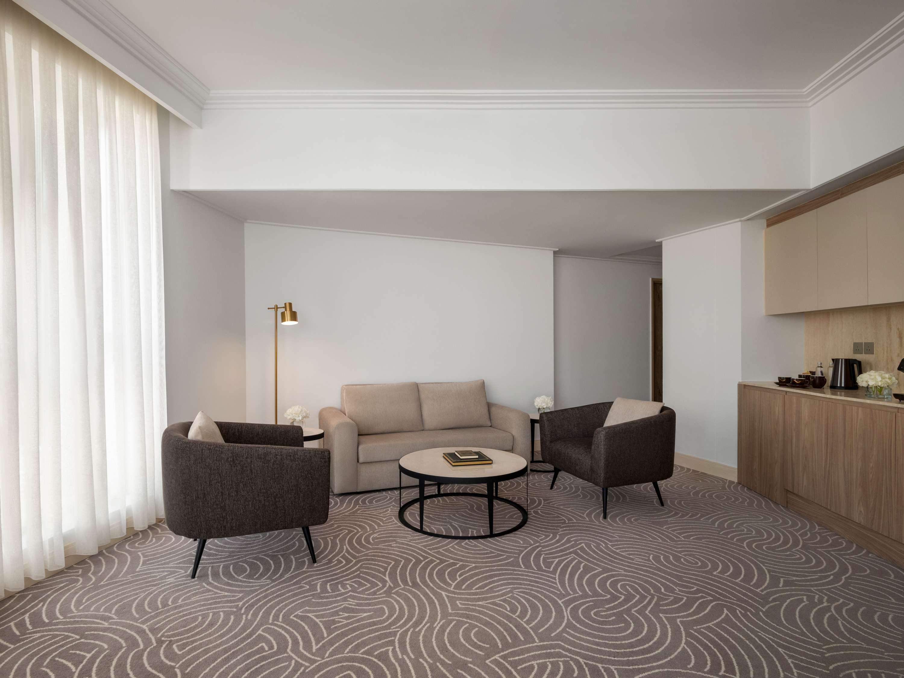 Suite Superior City View