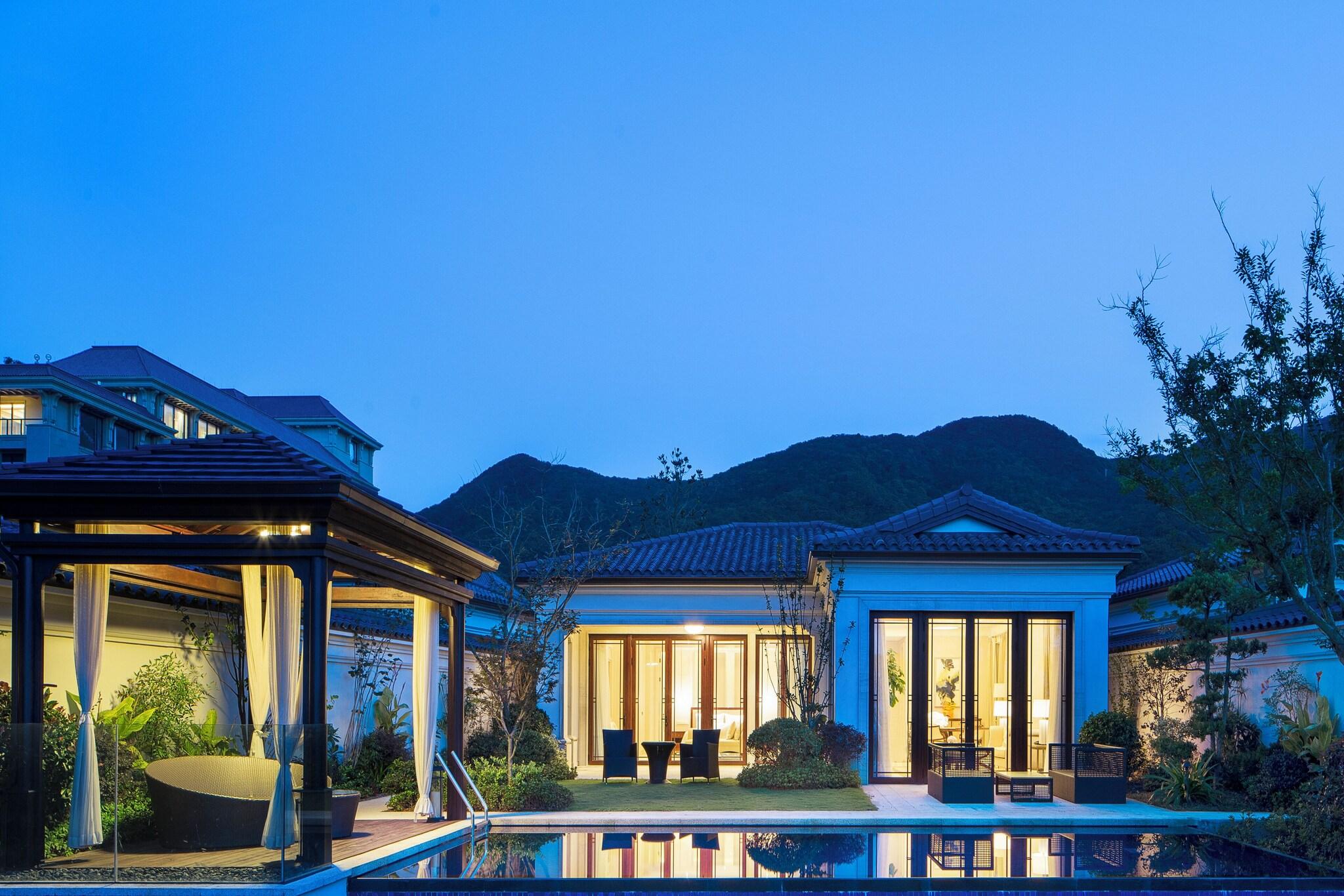 Villa King Bed Two Bedrooms