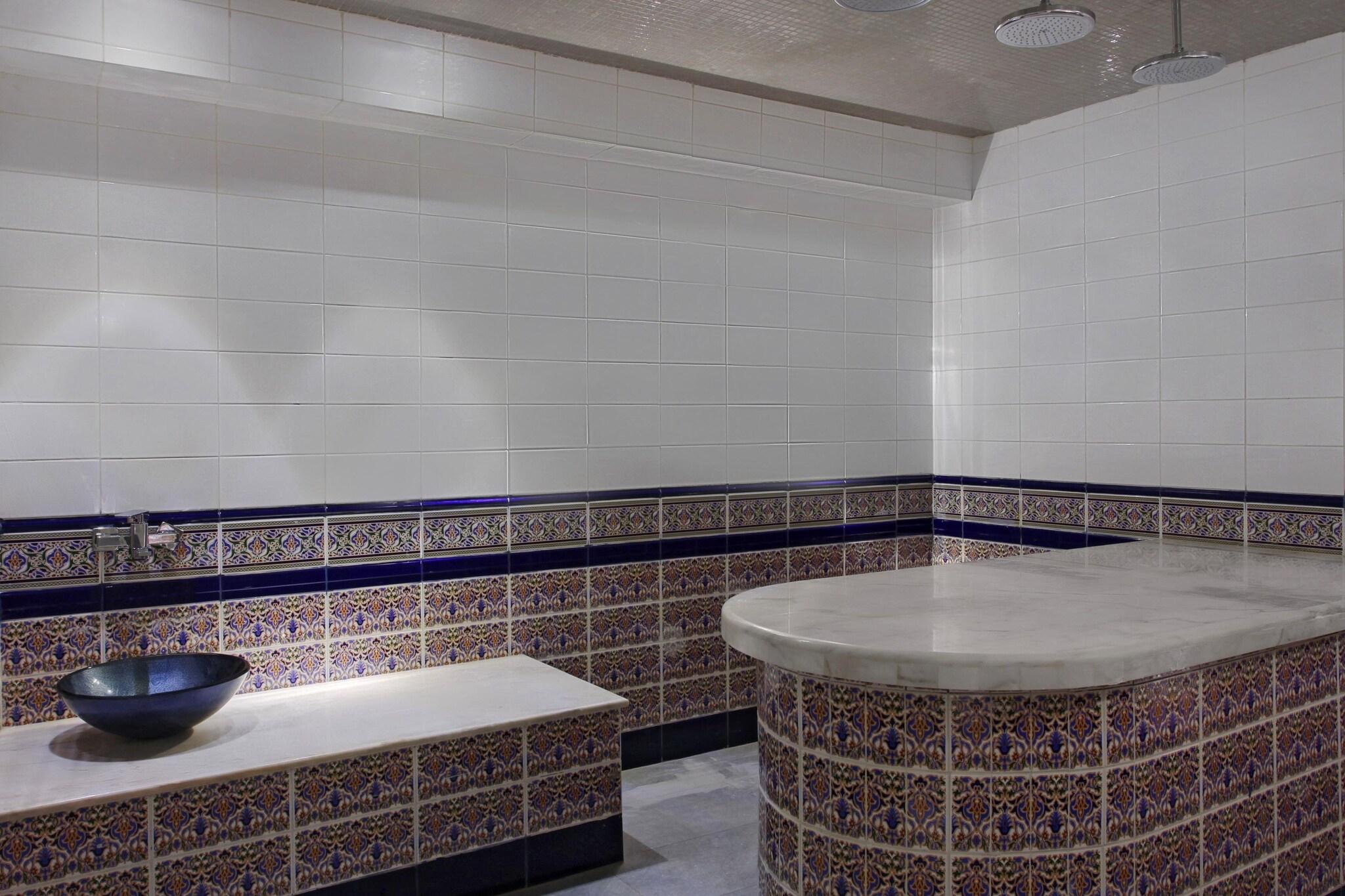 Double Superior King Bed