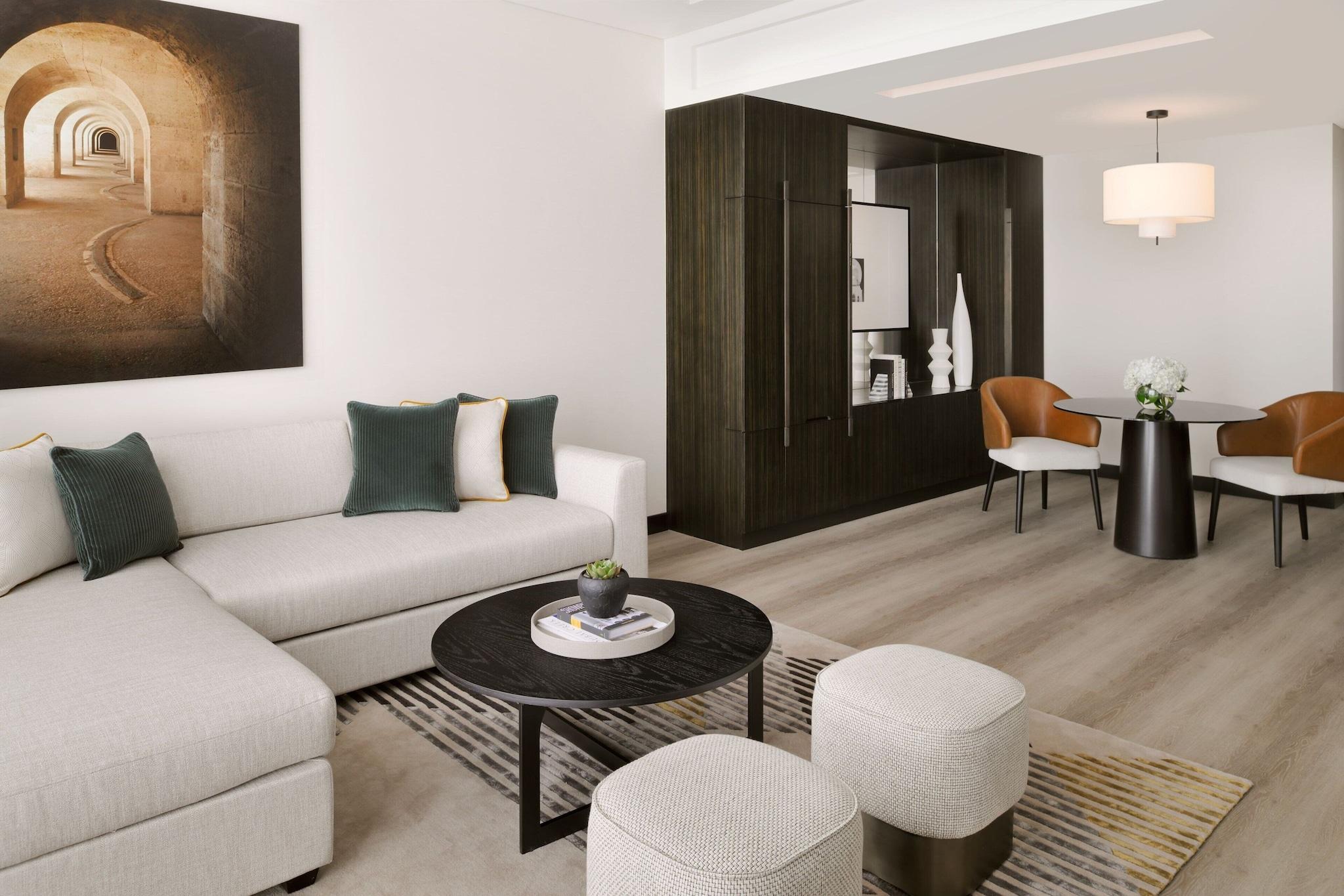 Suite Deluxe One Bedroom