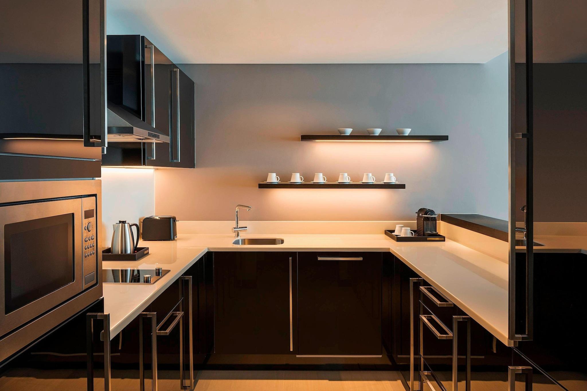 Apartment King Bed Non Smoking