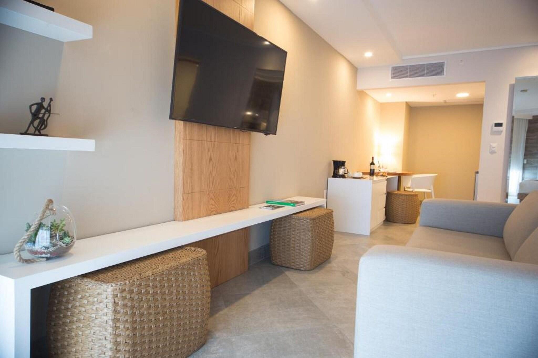 Junior Suite King Size Bed