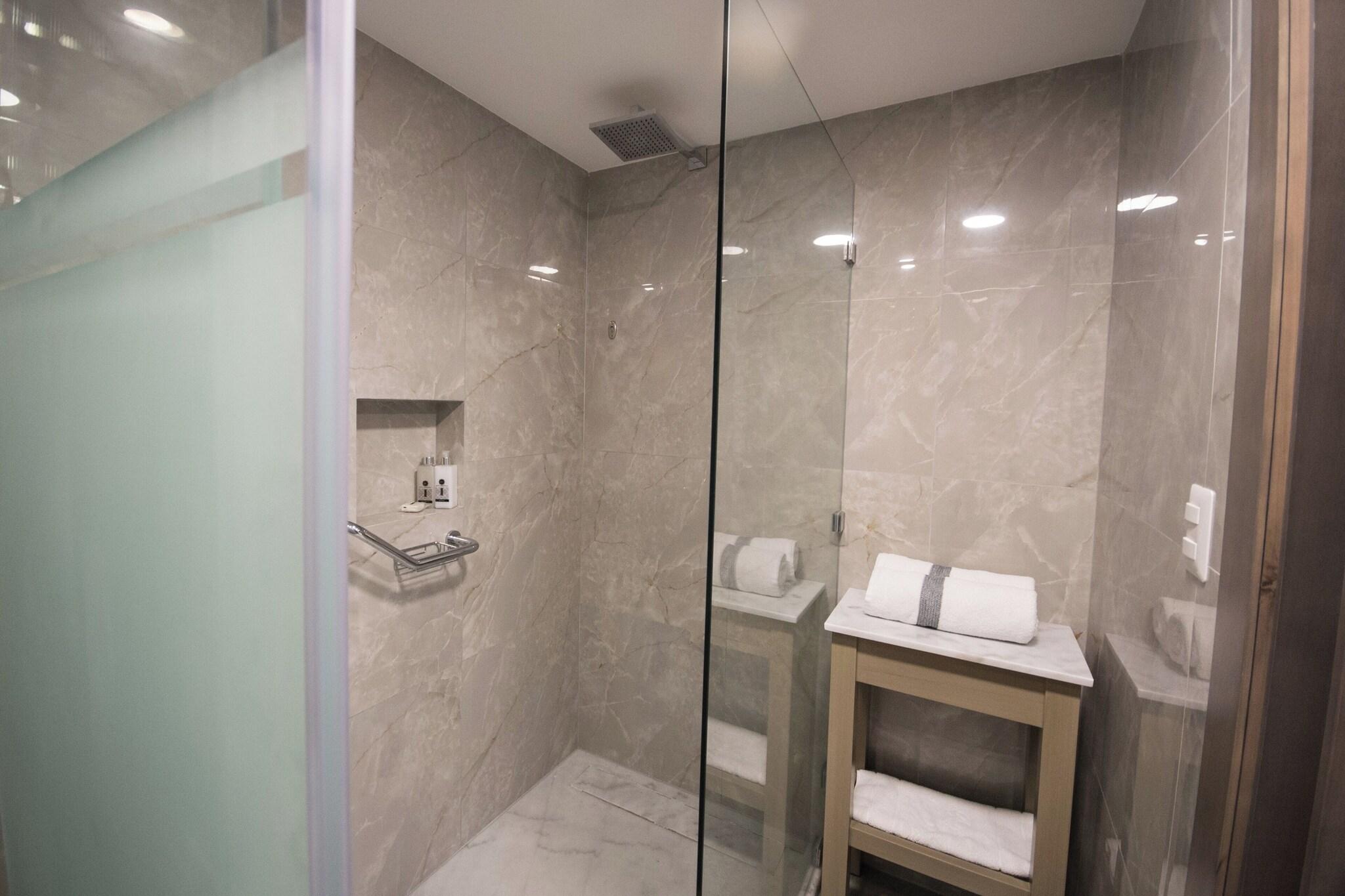 Double Ocean View King Bed