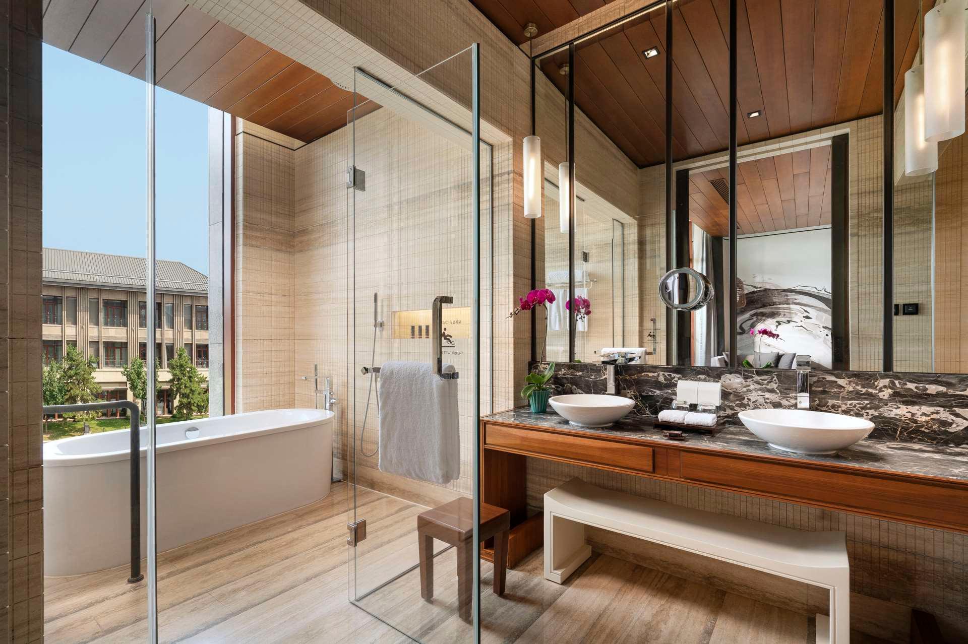 Double Deluxe Lake View