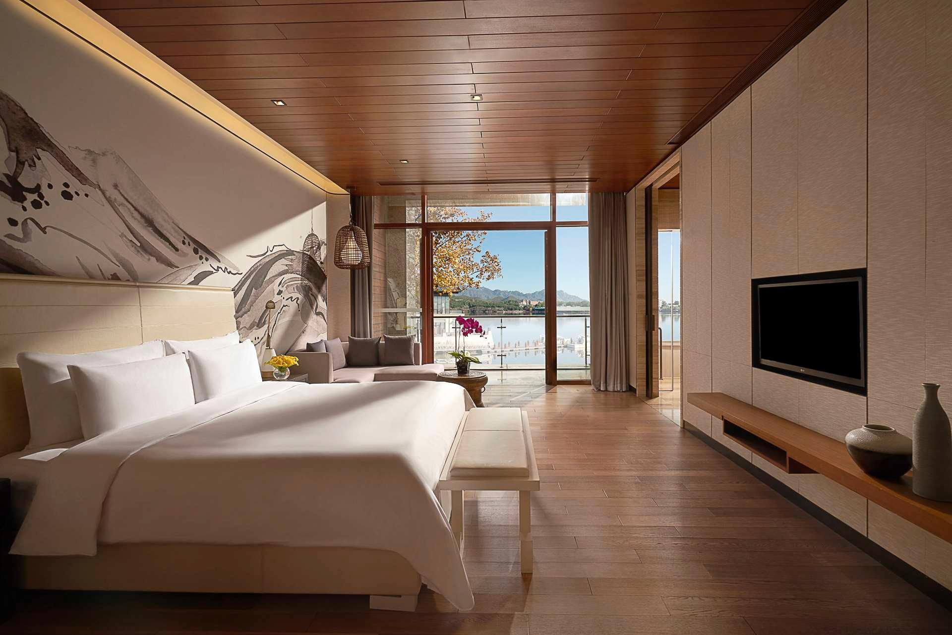 Double Deluxe Lake View