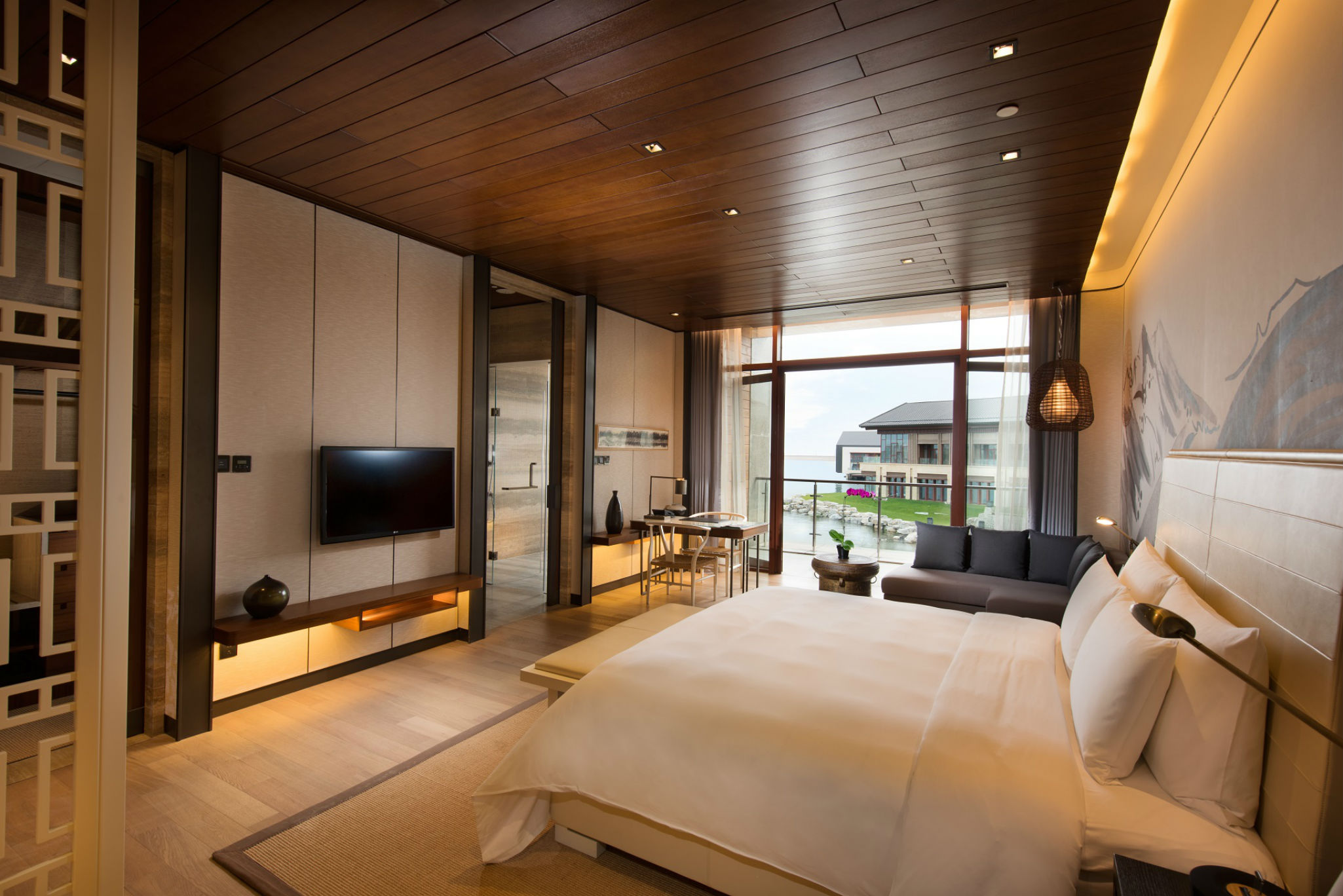 Double Deluxe Lake View