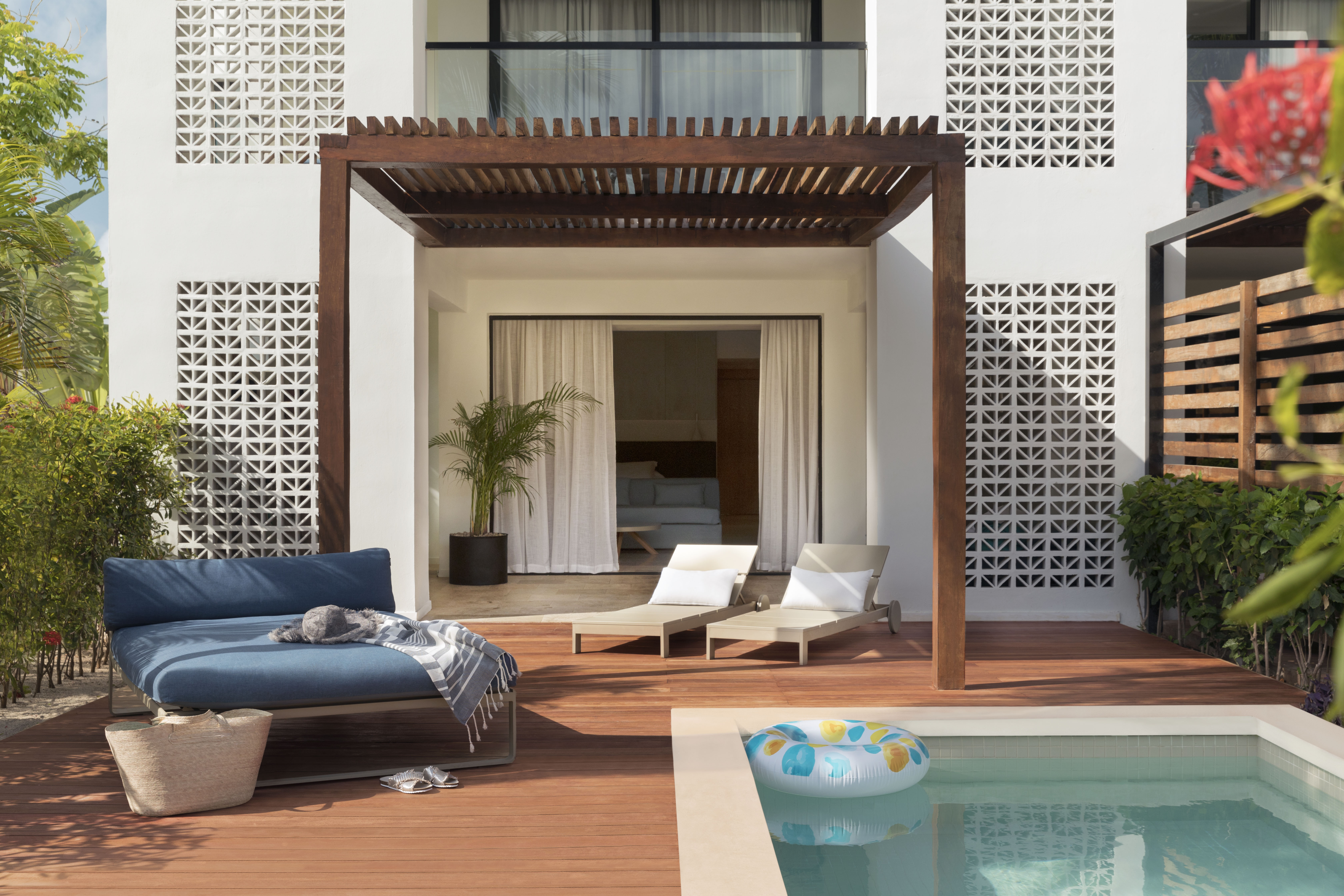 Junior Suite Pool View