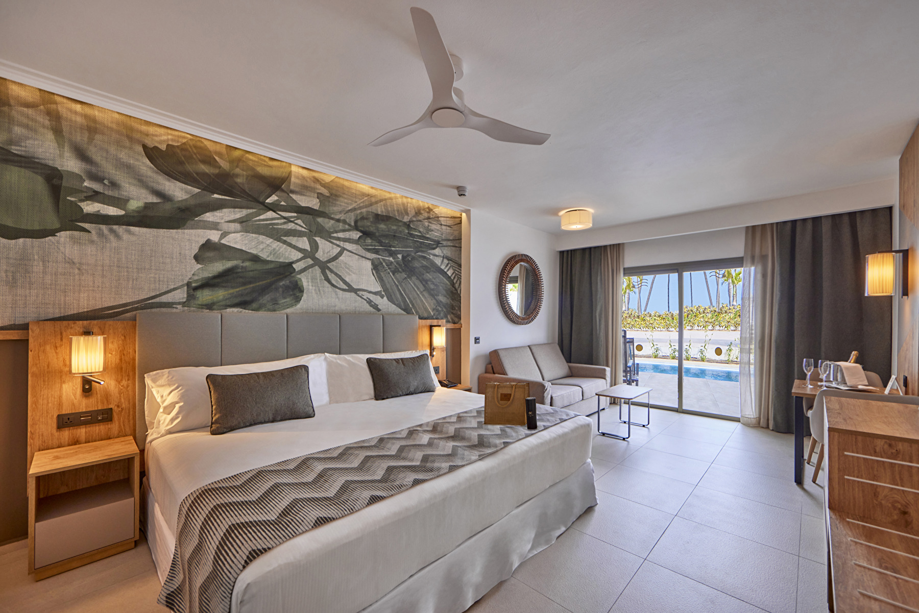 Suite with Private Pool