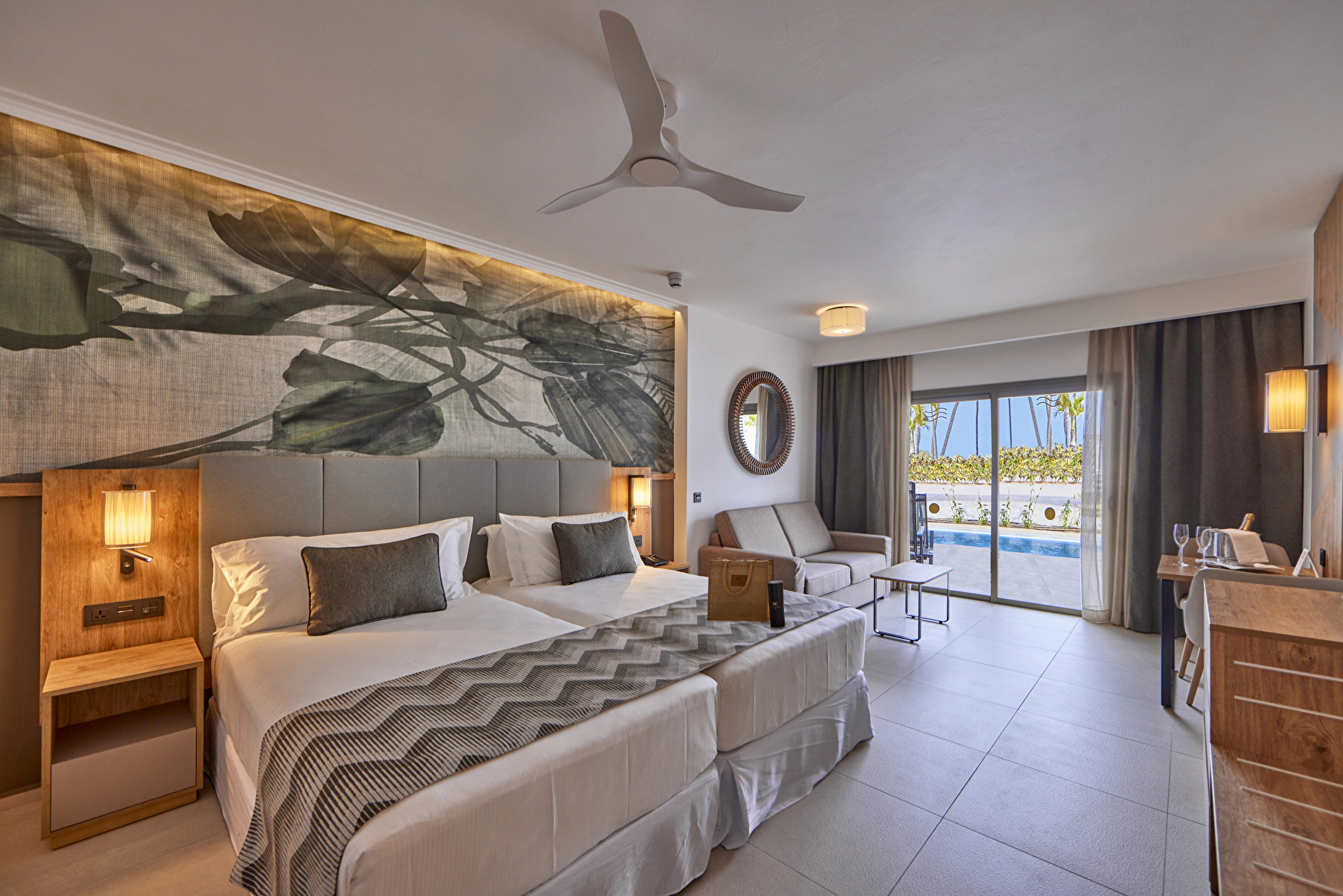 Suite with Private Pool