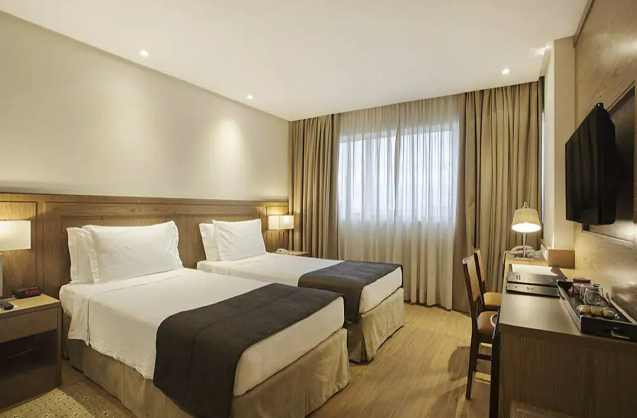 Twin Executive Superior