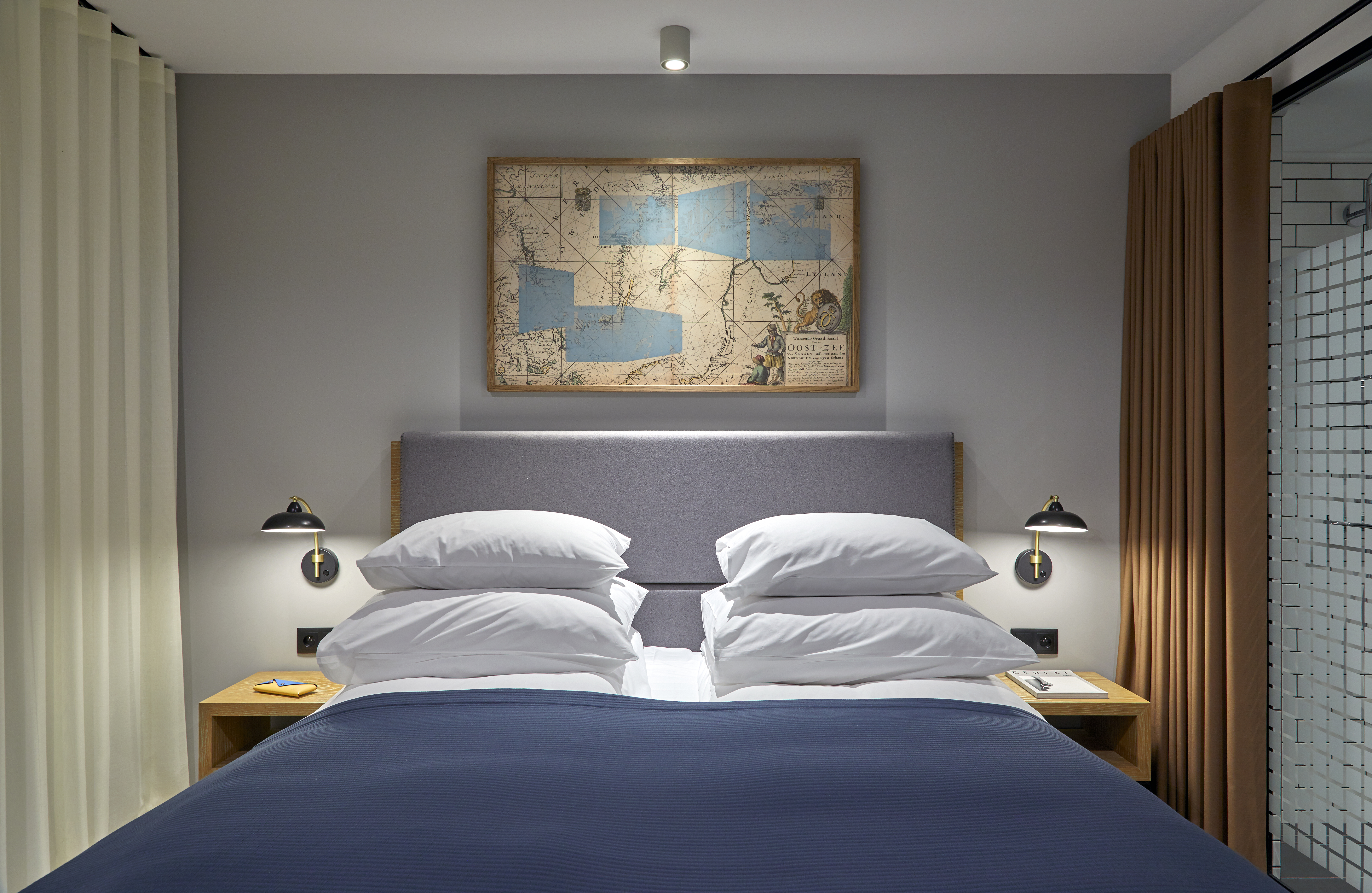 Double Single Superior