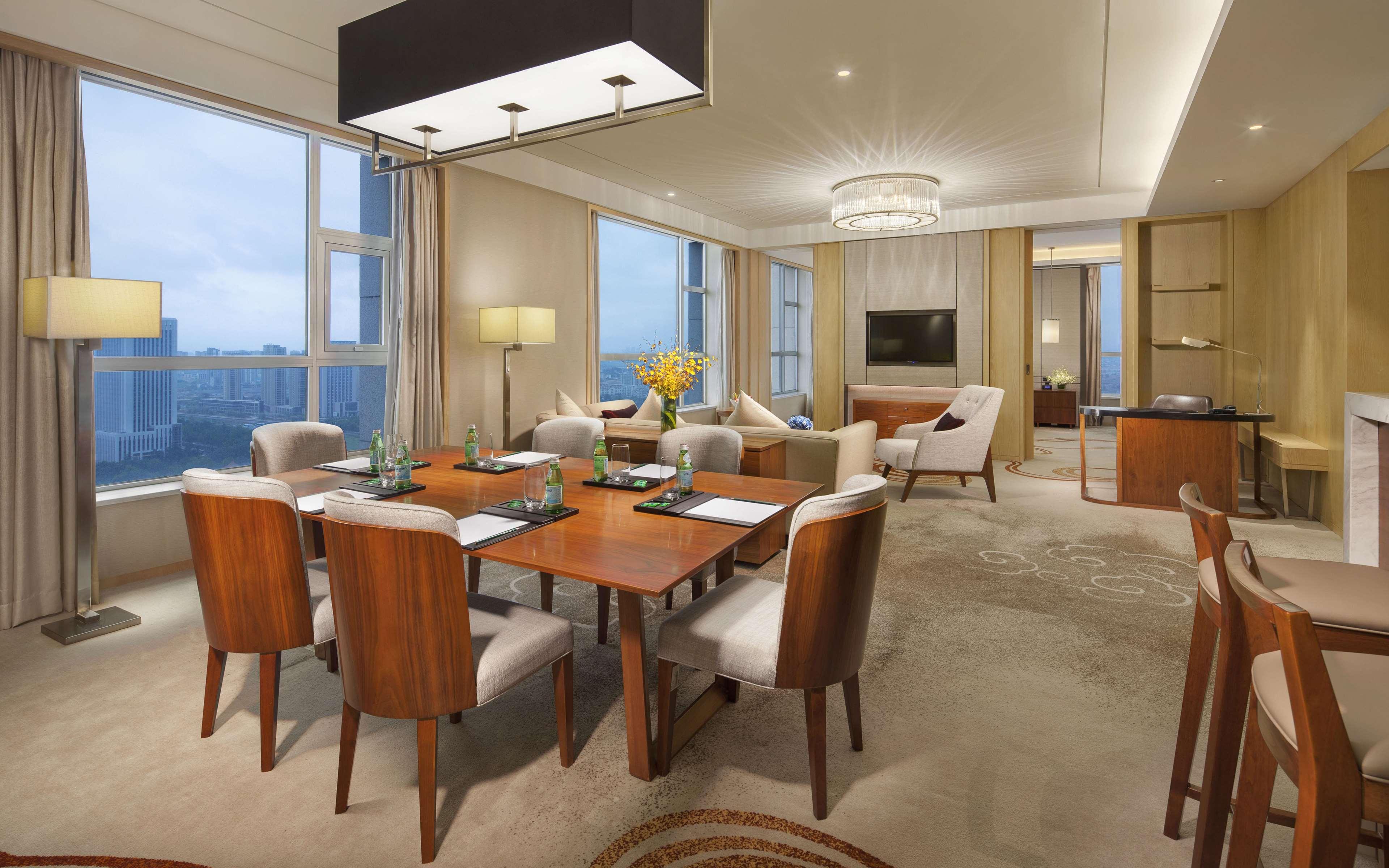 Suite Premium King Bed