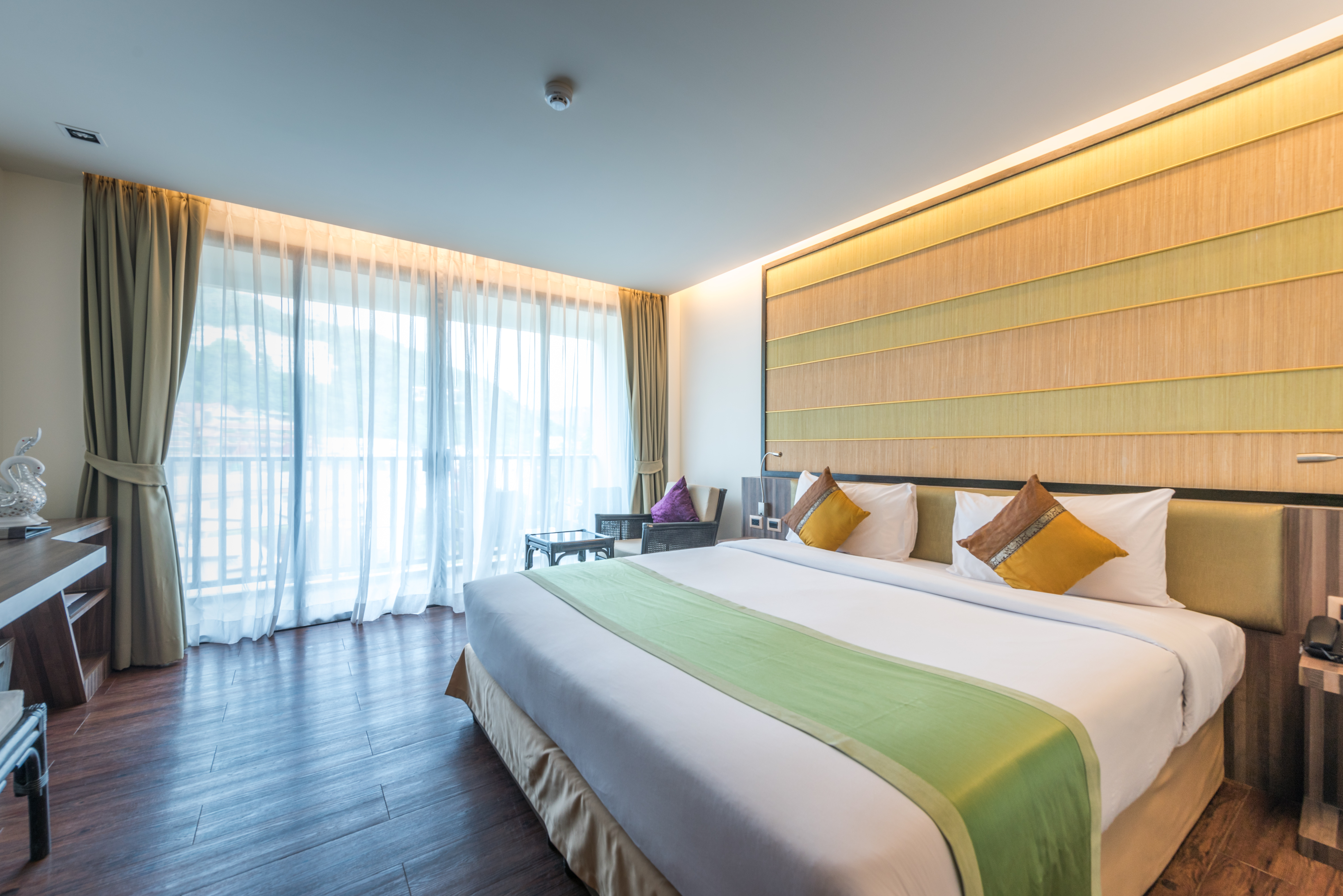 Double or Twin Deluxe