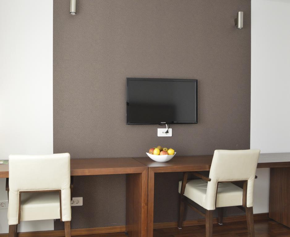 Double or Twin Deluxe