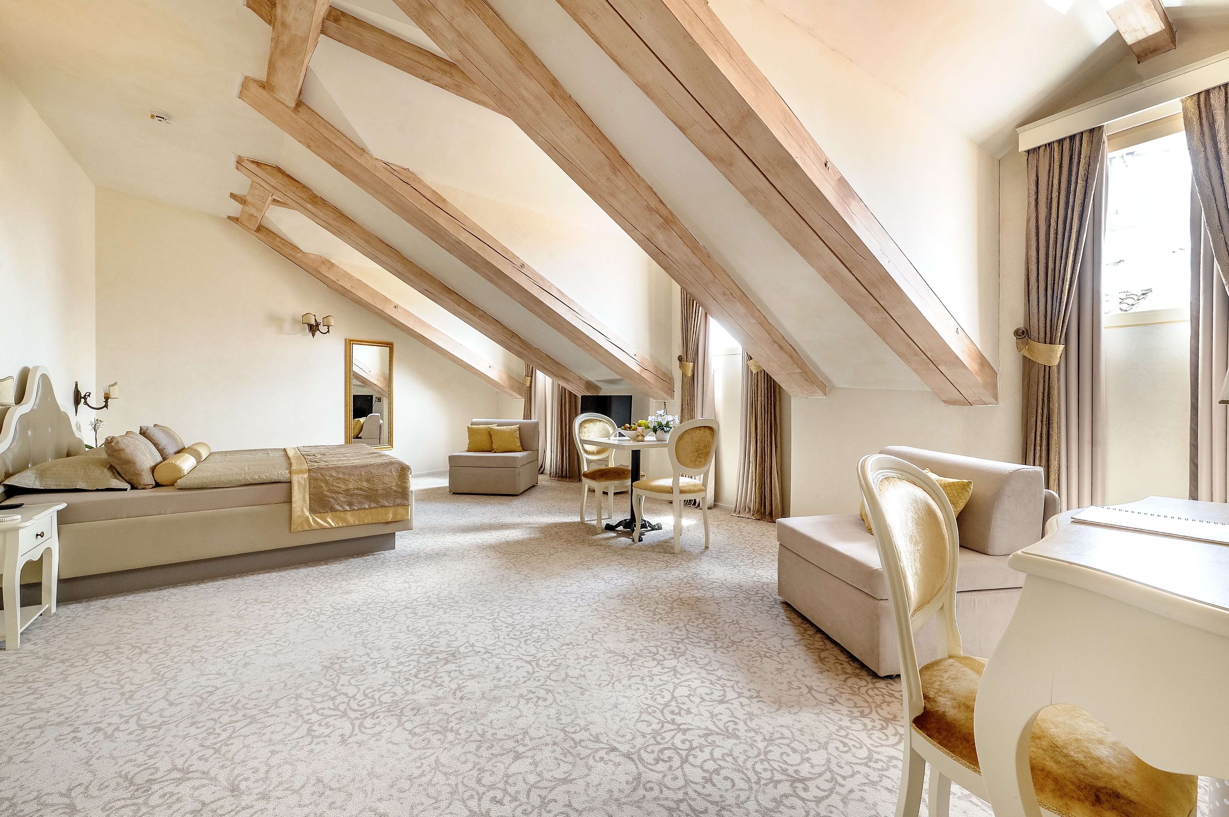 Suite Deluxe One Bed