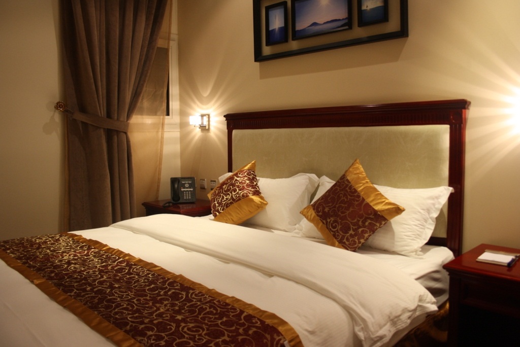 Double or Twin Standard