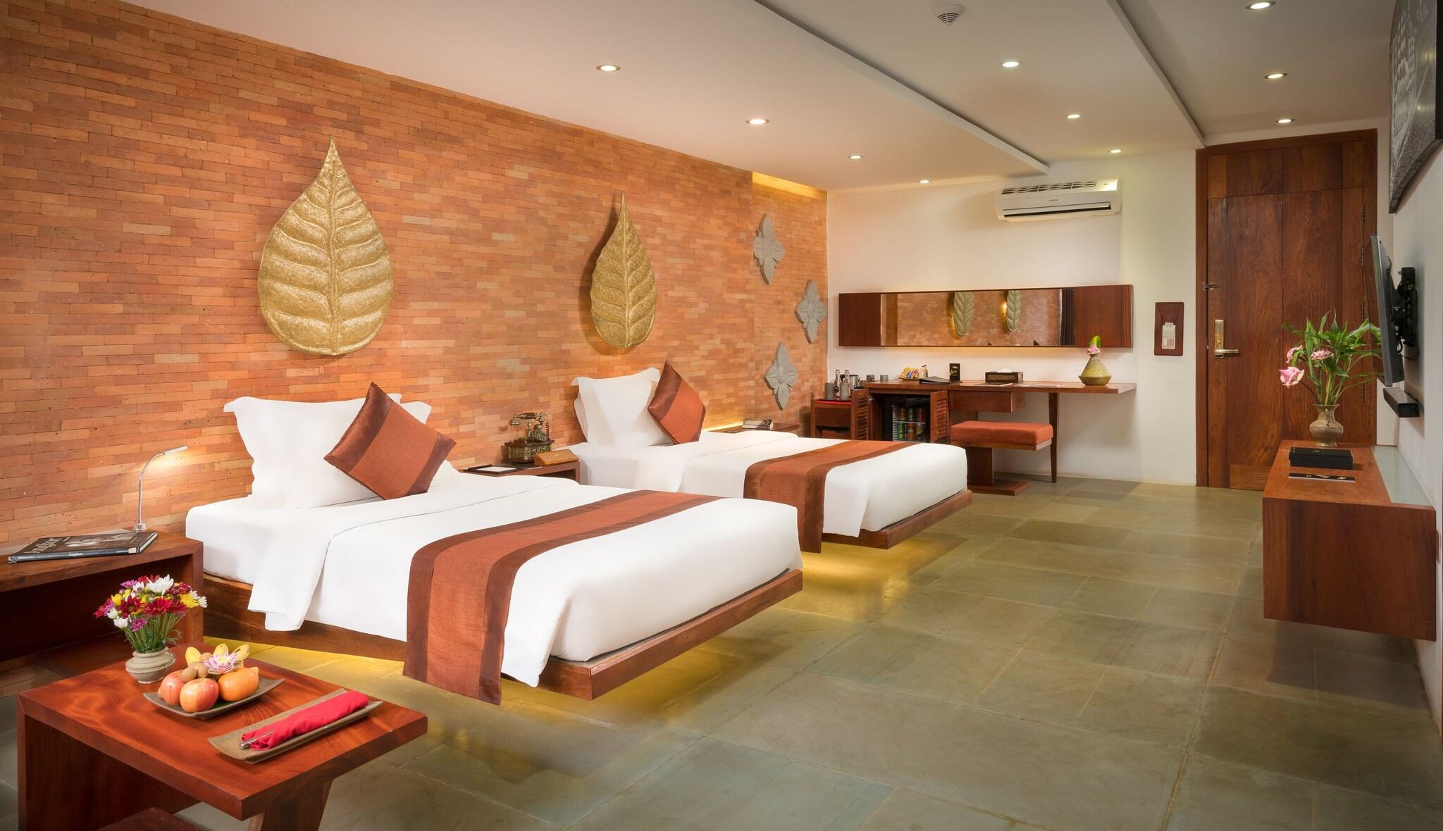 Twin Luxury City View