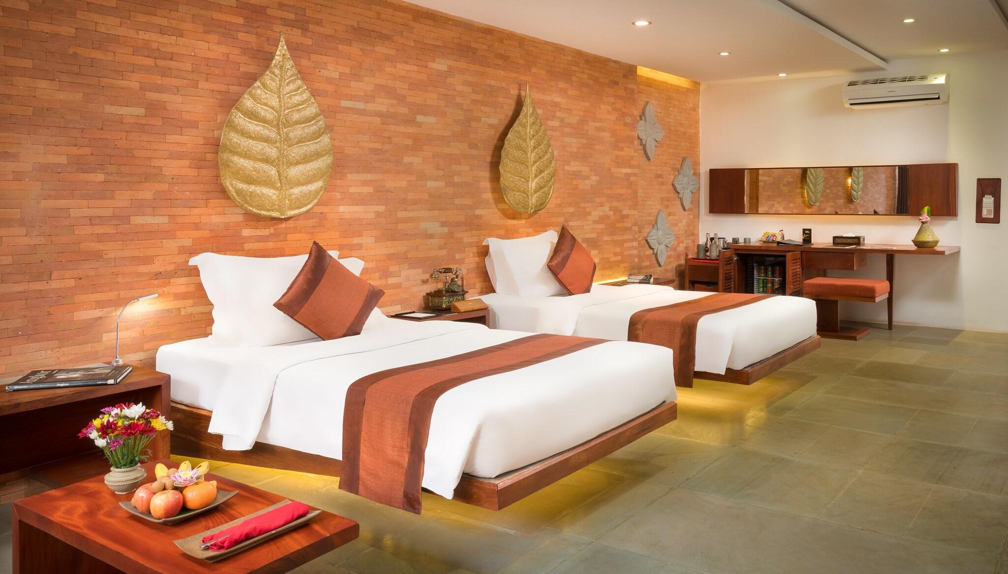 Twin Luxury City View